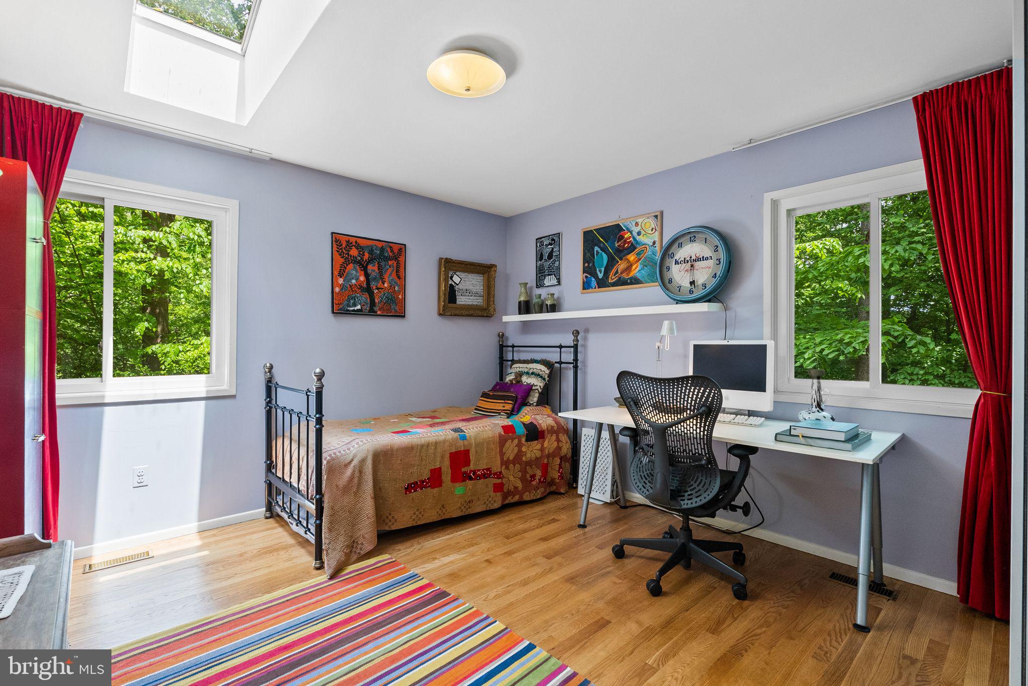 CARDEROCK SPRINGS - Residential