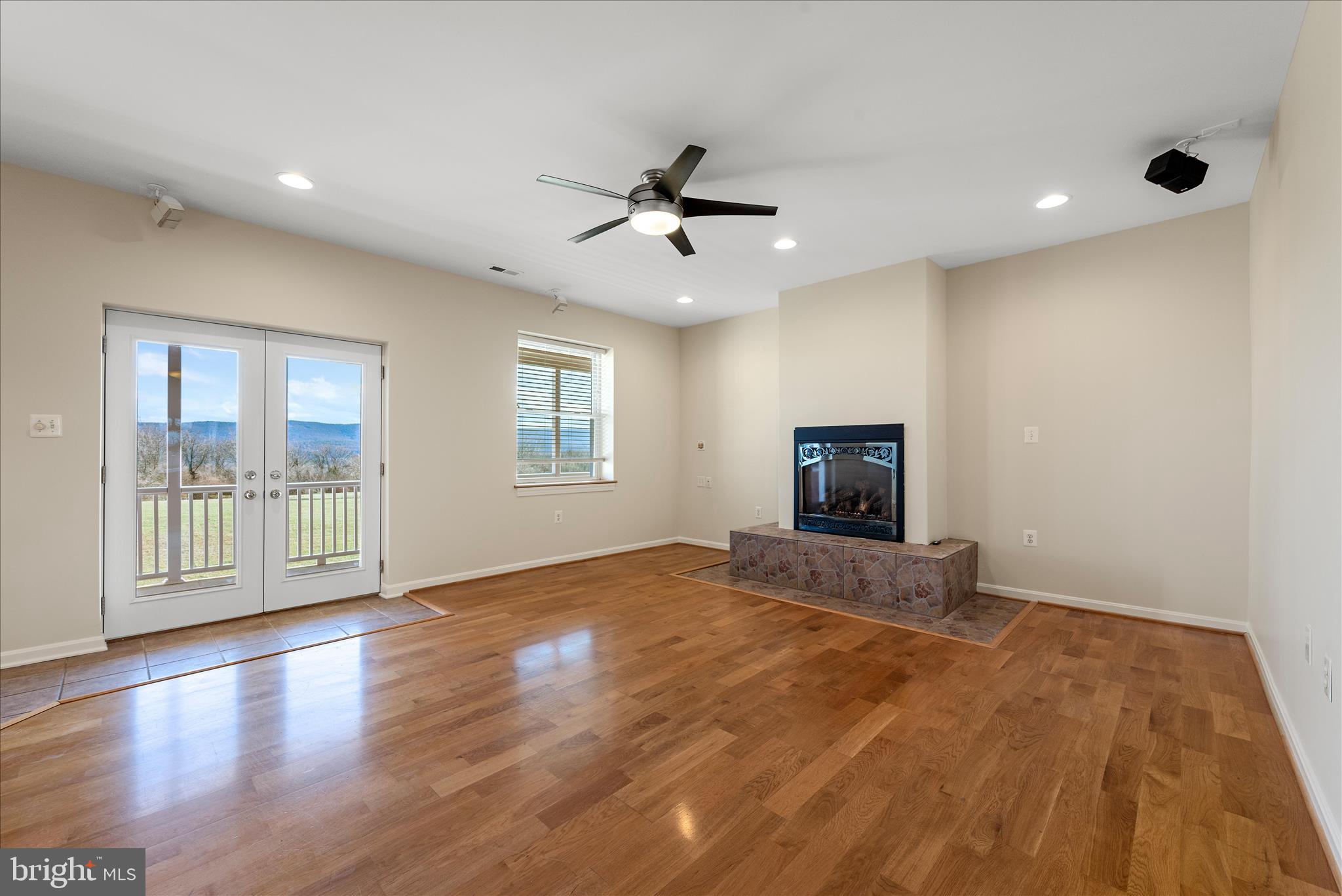 WHITHAM ORCHARDS - Residential