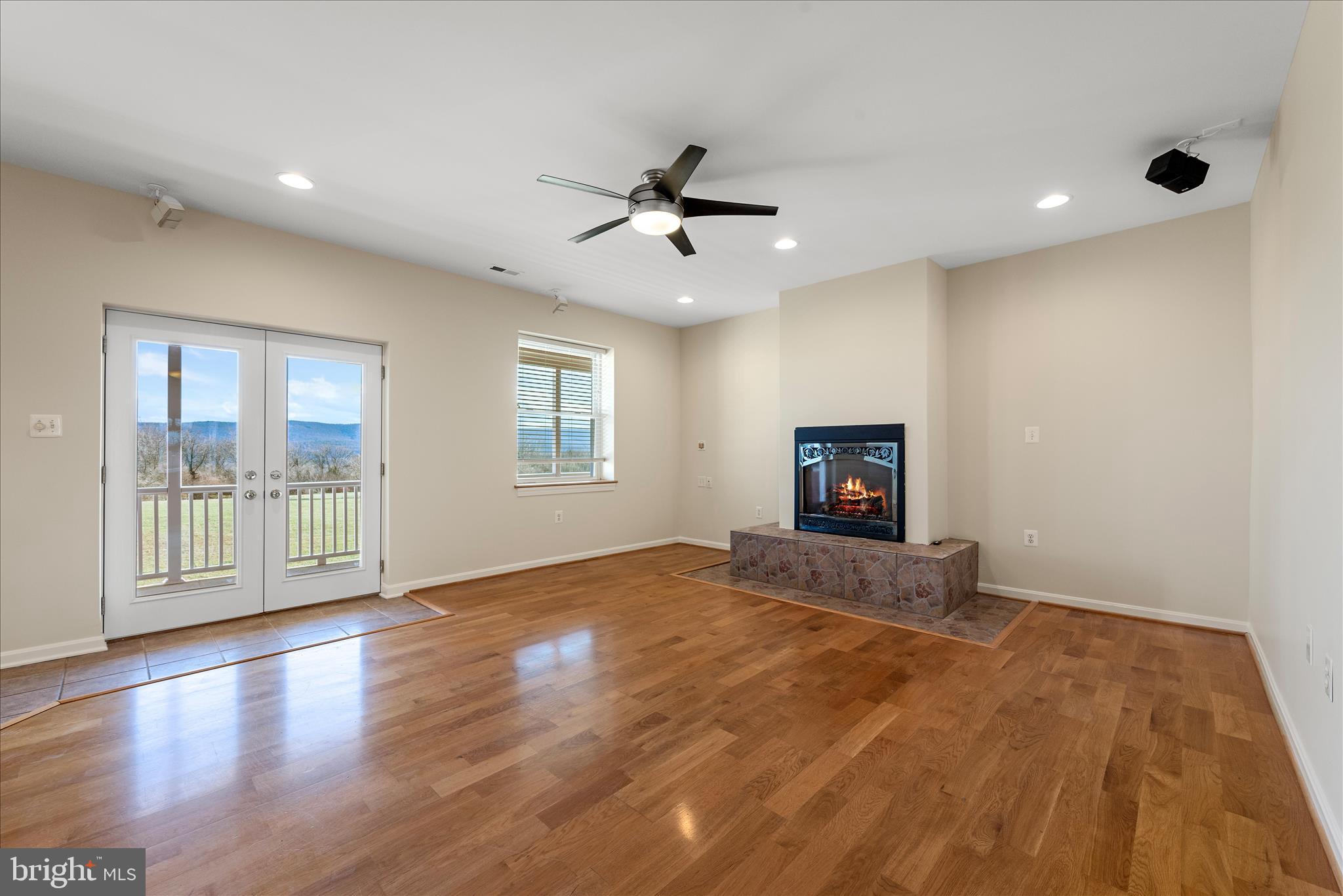 WHITHAM ORCHARDS - Residential