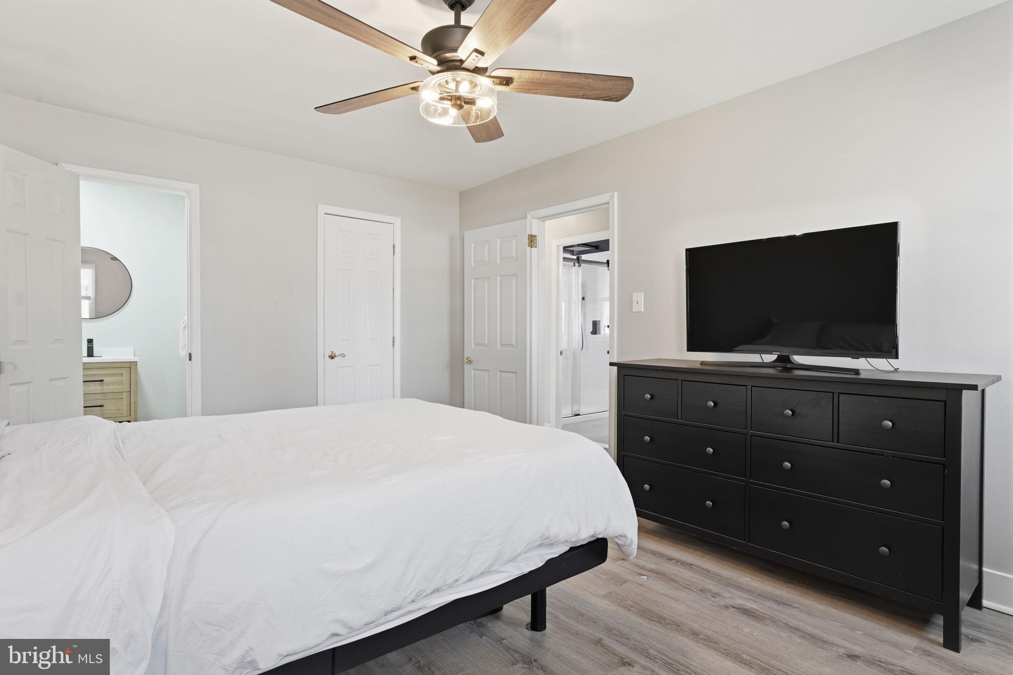 HAMPTON HILLS - Residential