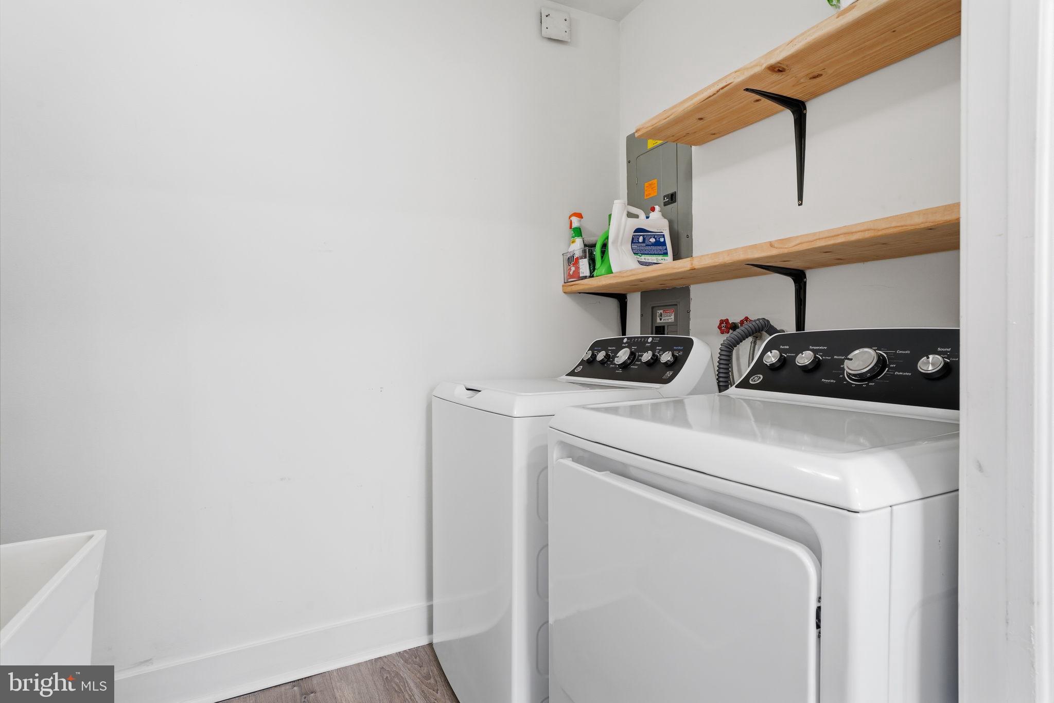 HAMPTON HILLS - Residential