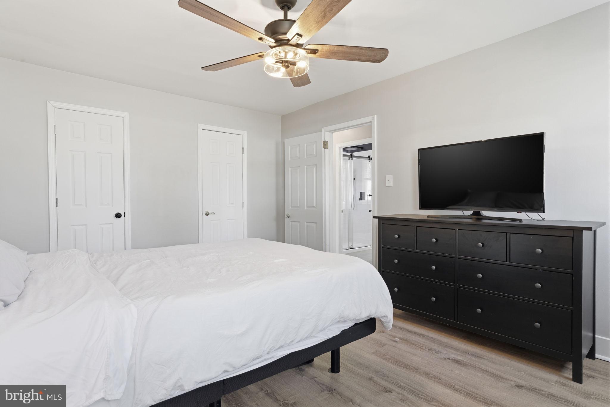 HAMPTON HILLS - Residential