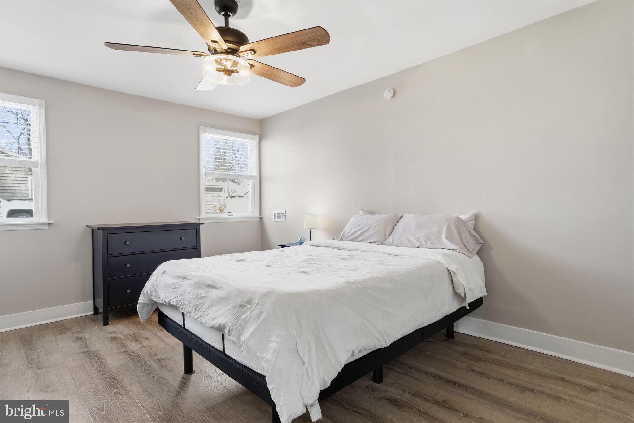 HAMPTON HILLS - Residential