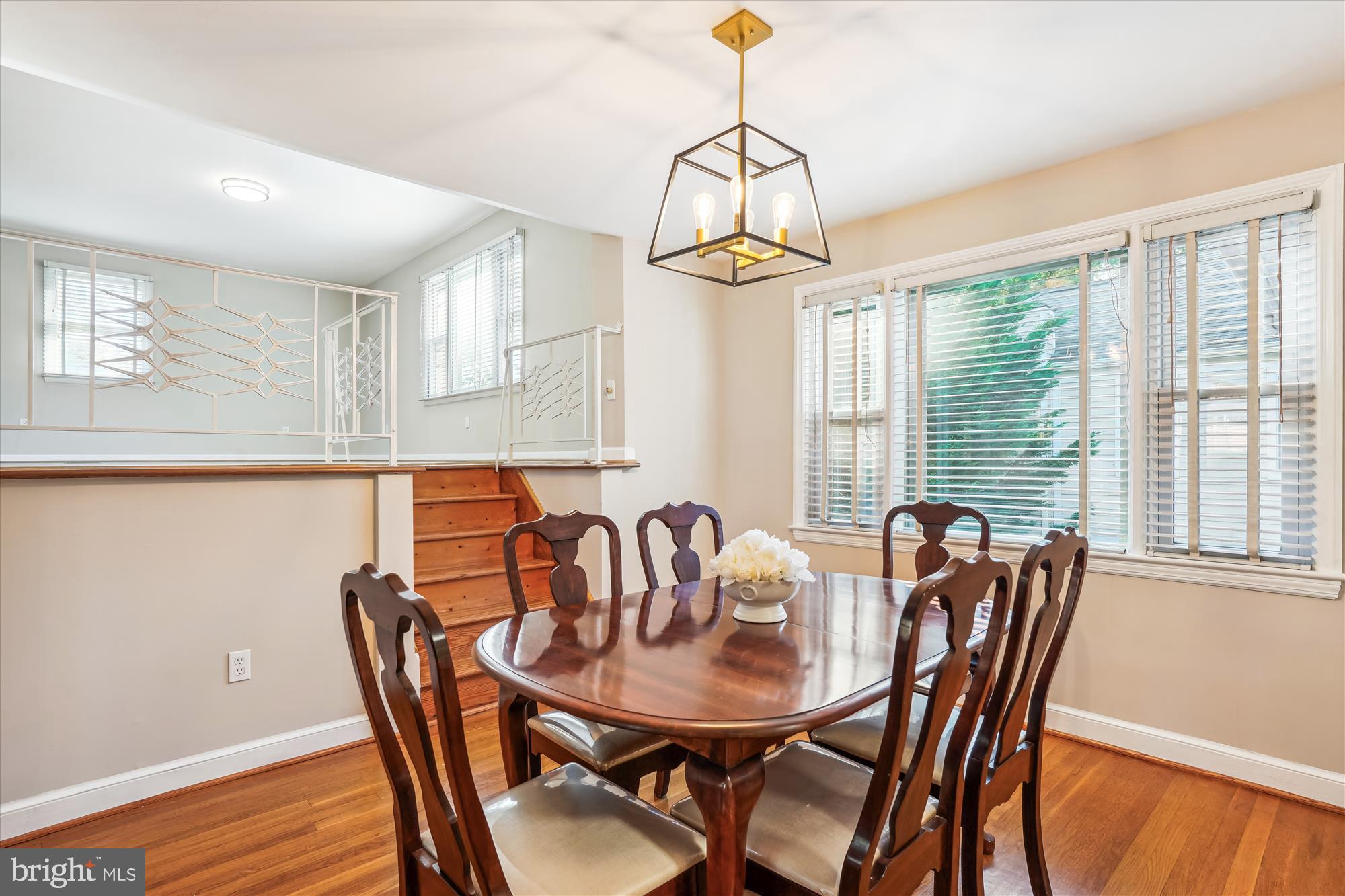 OAKLAND TERRACE - Residential