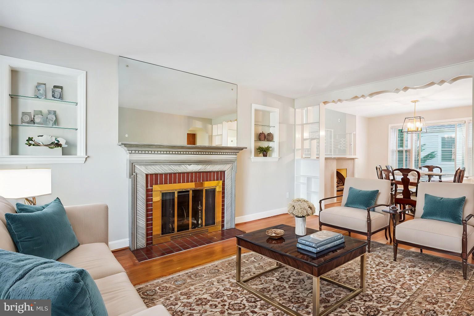 OAKLAND TERRACE - Residential