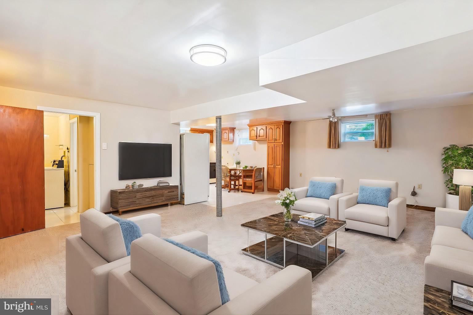 OAKLAND TERRACE - Residential