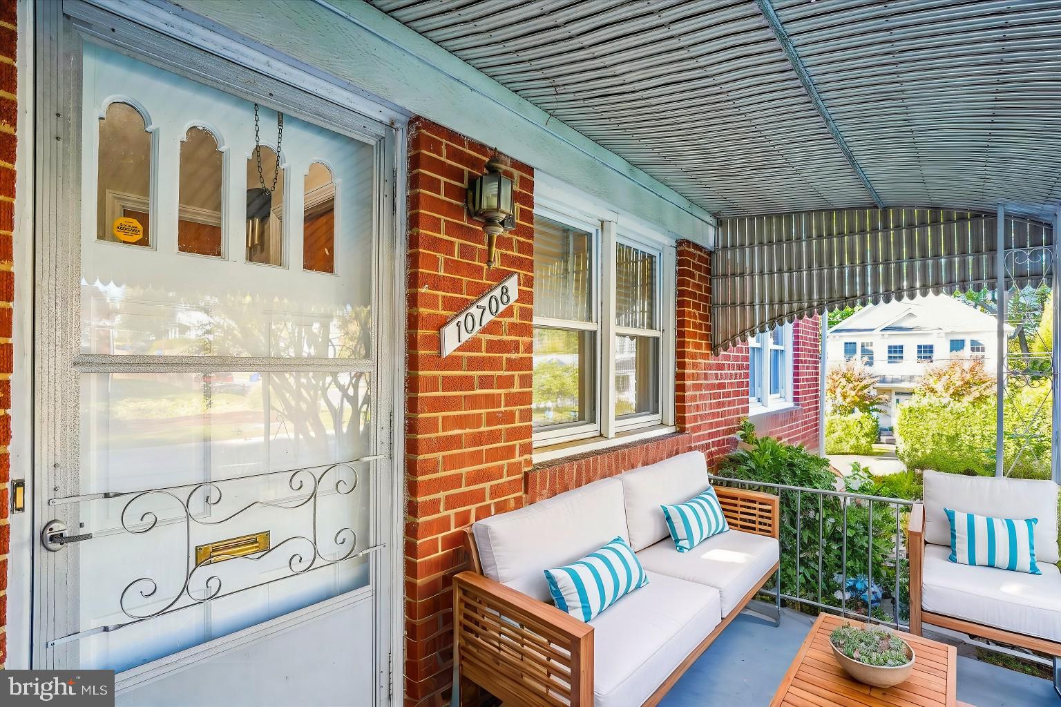 OAKLAND TERRACE - Residential