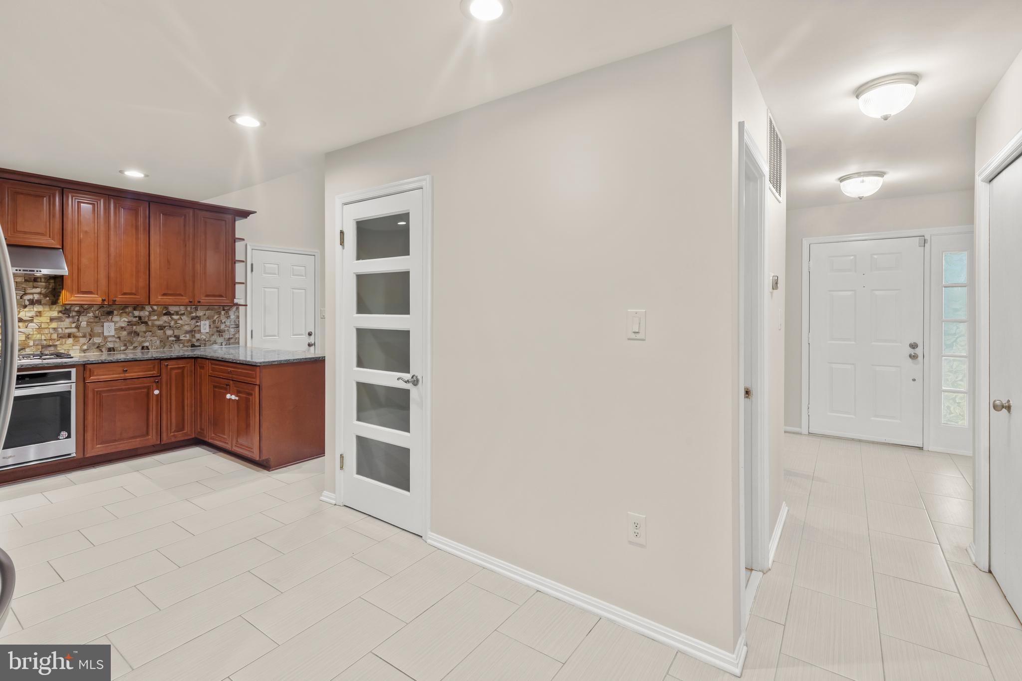 WAVERLY CROSSING - Residential