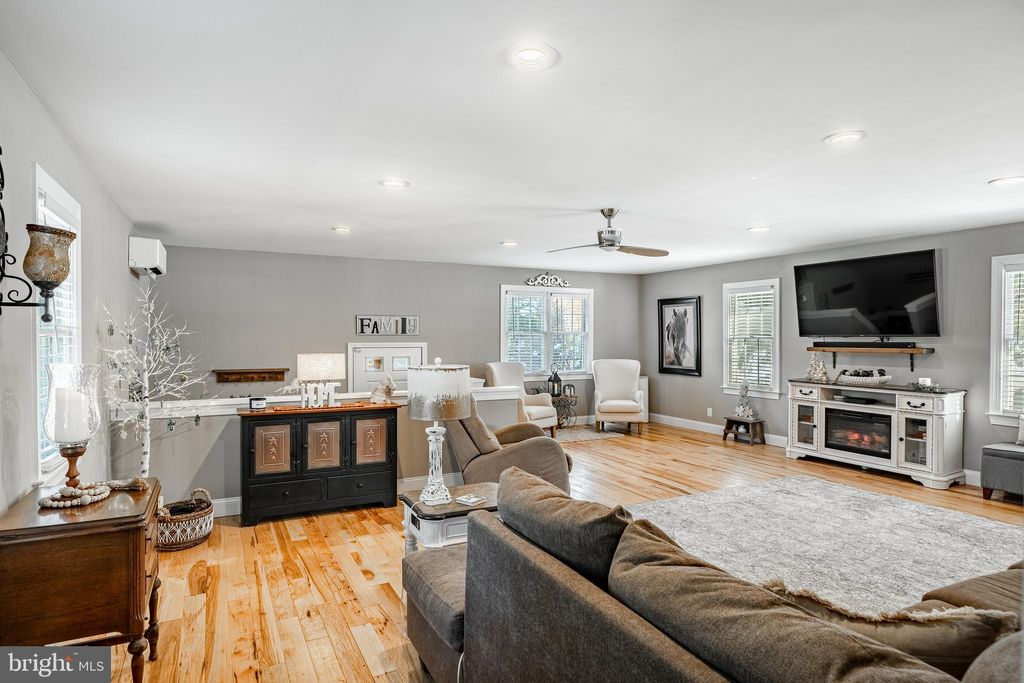 Photo of 401 Marshall Road, GLENMOORE, PA 19343 (MLS # PACT2118344)