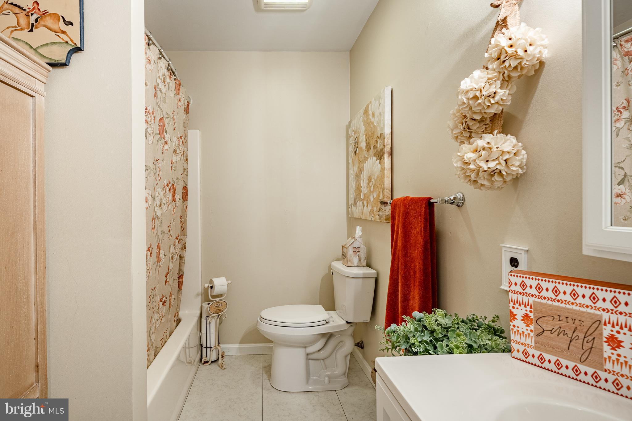 MARSHALL VIEW I - Residential