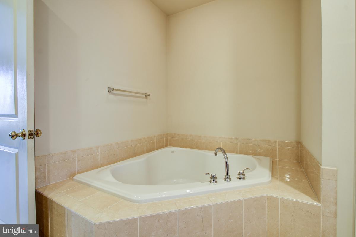 MAPLE LAWN FARMS - Residential