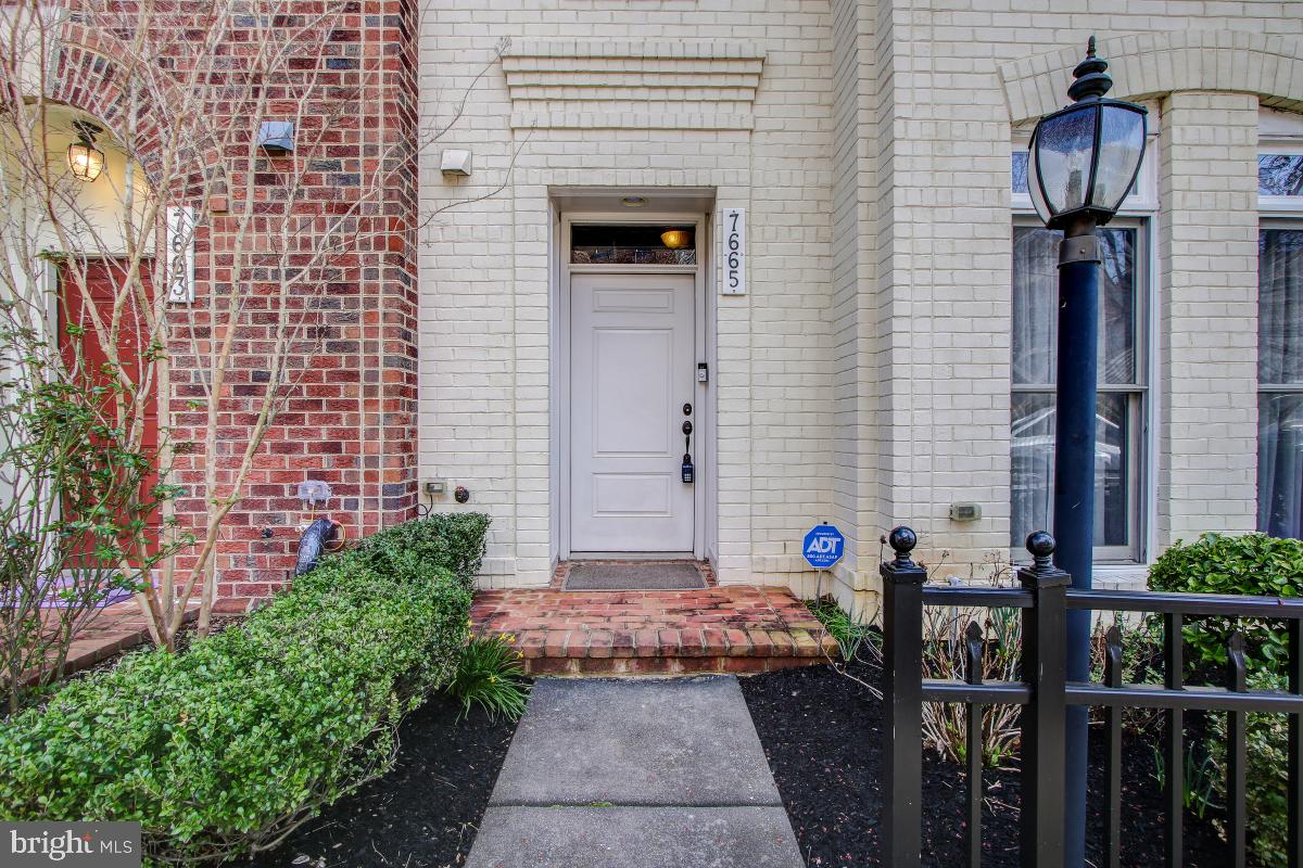 MAPLE LAWN FARMS - Residential