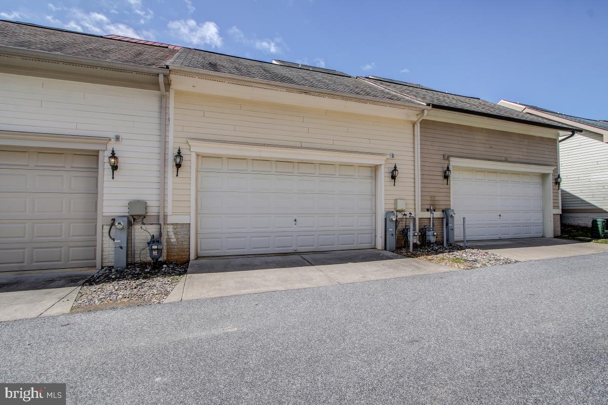 MAPLE LAWN FARMS - Residential