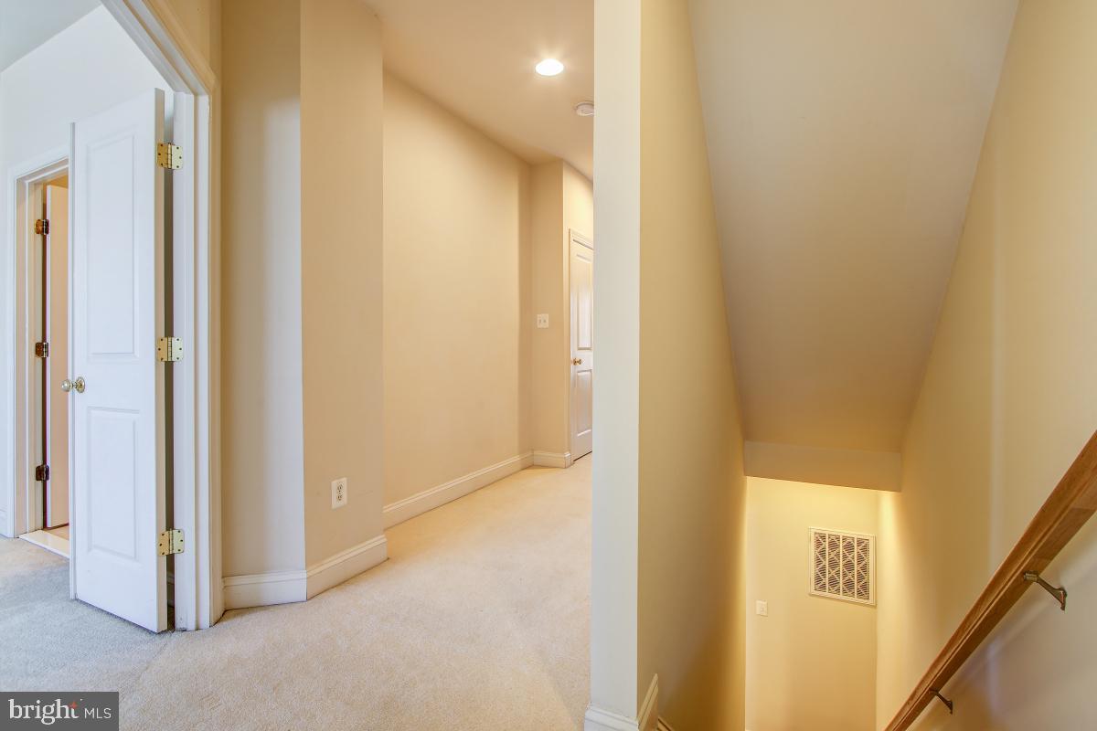 MAPLE LAWN FARMS - Residential