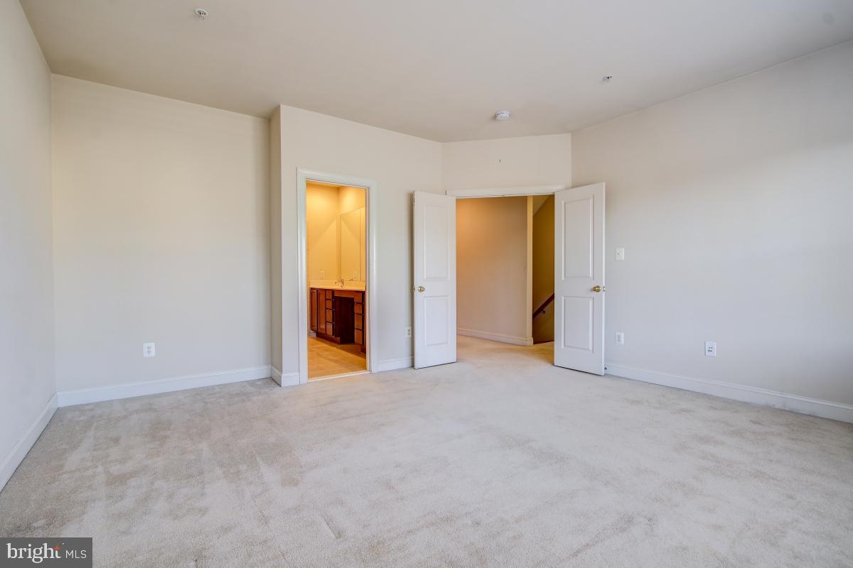 MAPLE LAWN FARMS - Residential