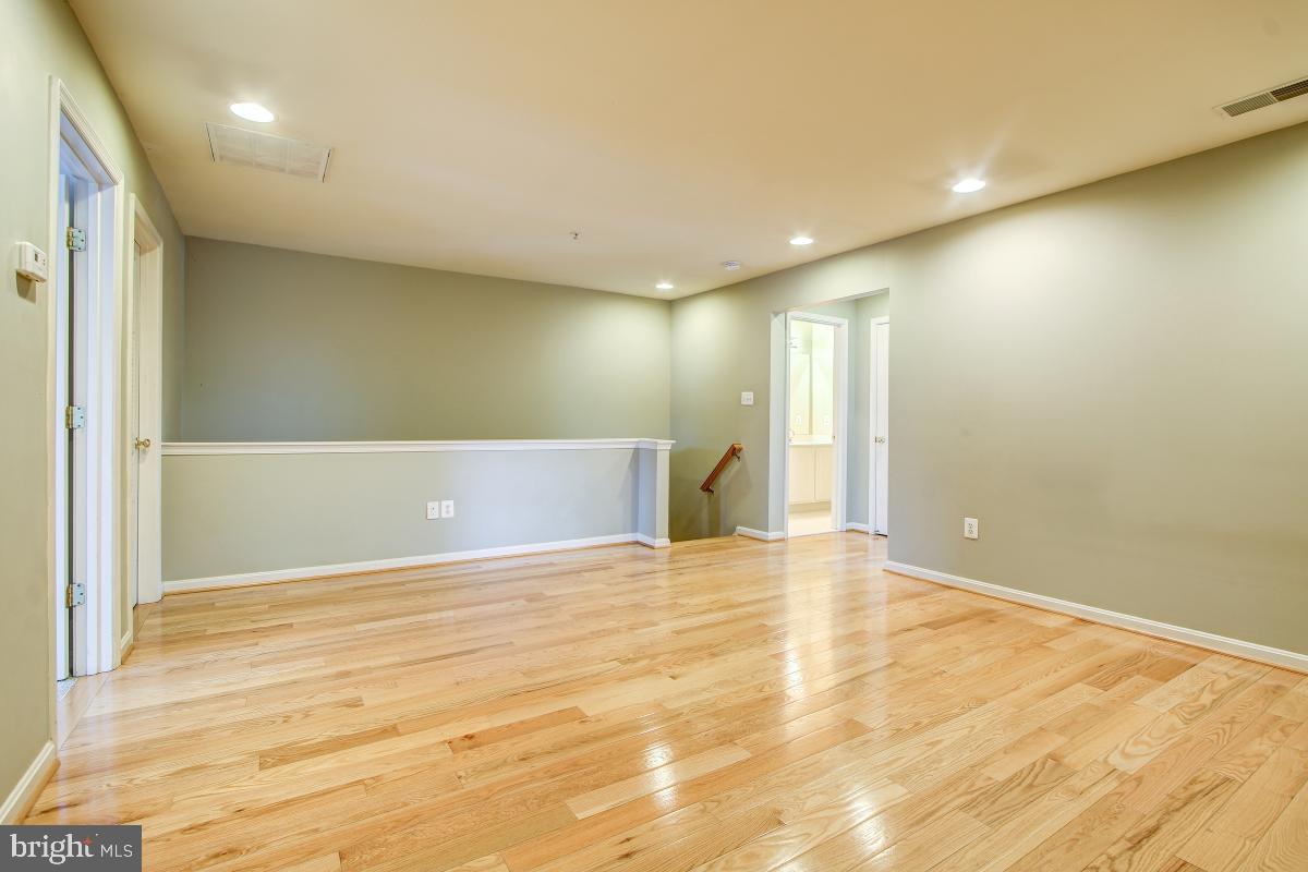 MAPLE LAWN FARMS - Residential