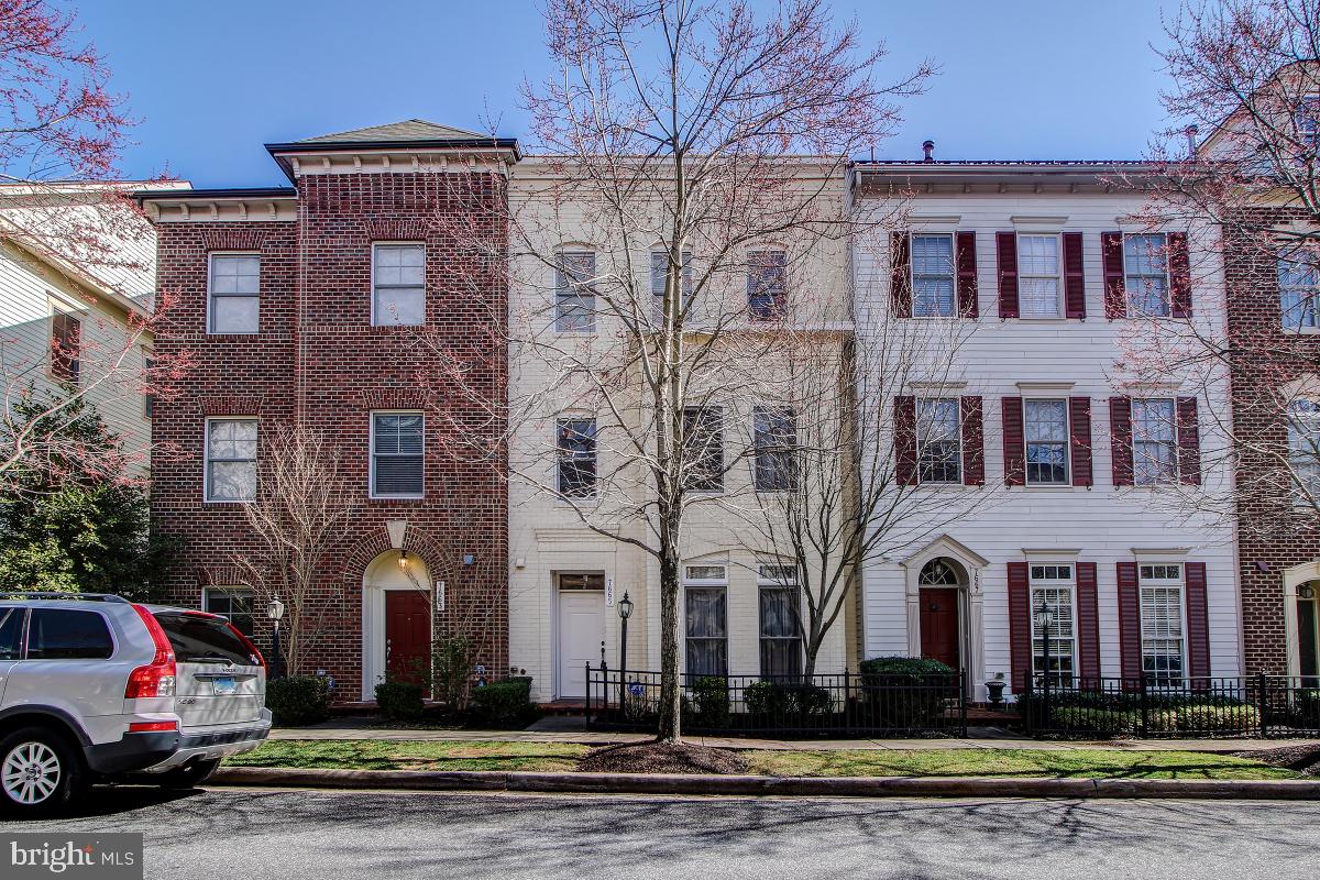 MAPLE LAWN FARMS - Residential