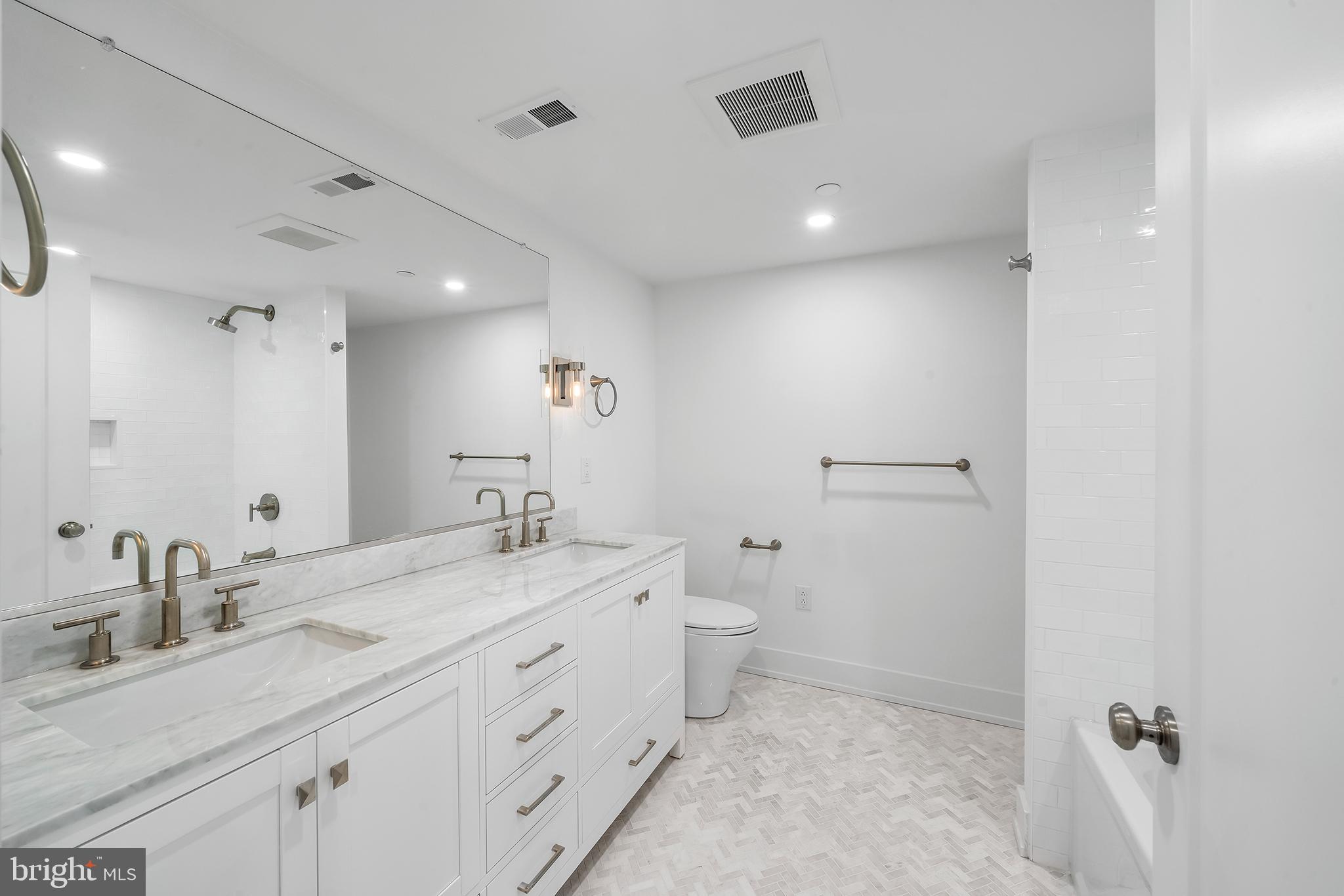 FITLER SQUARE - Residential