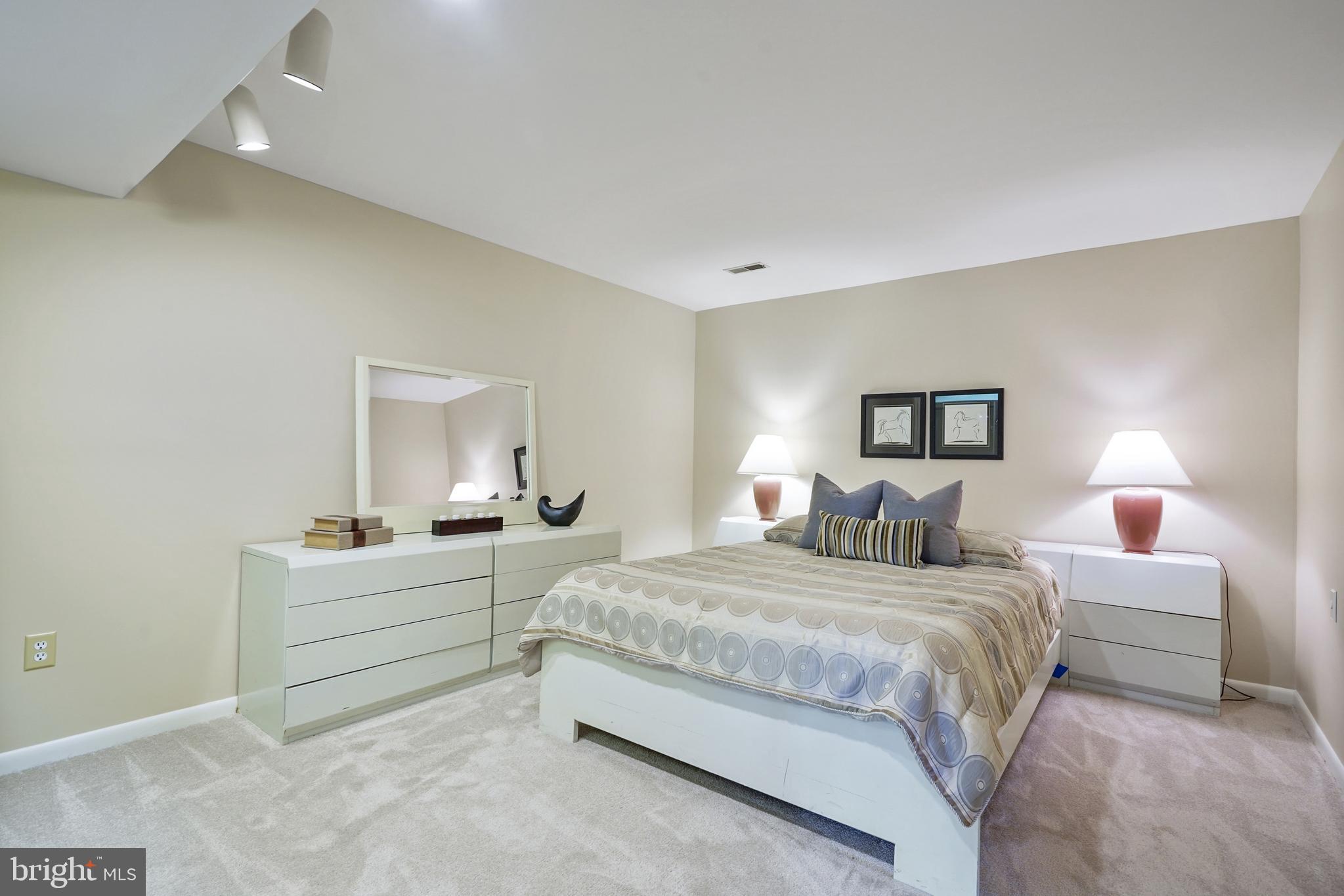 GOSHEN ESTATES - Residential