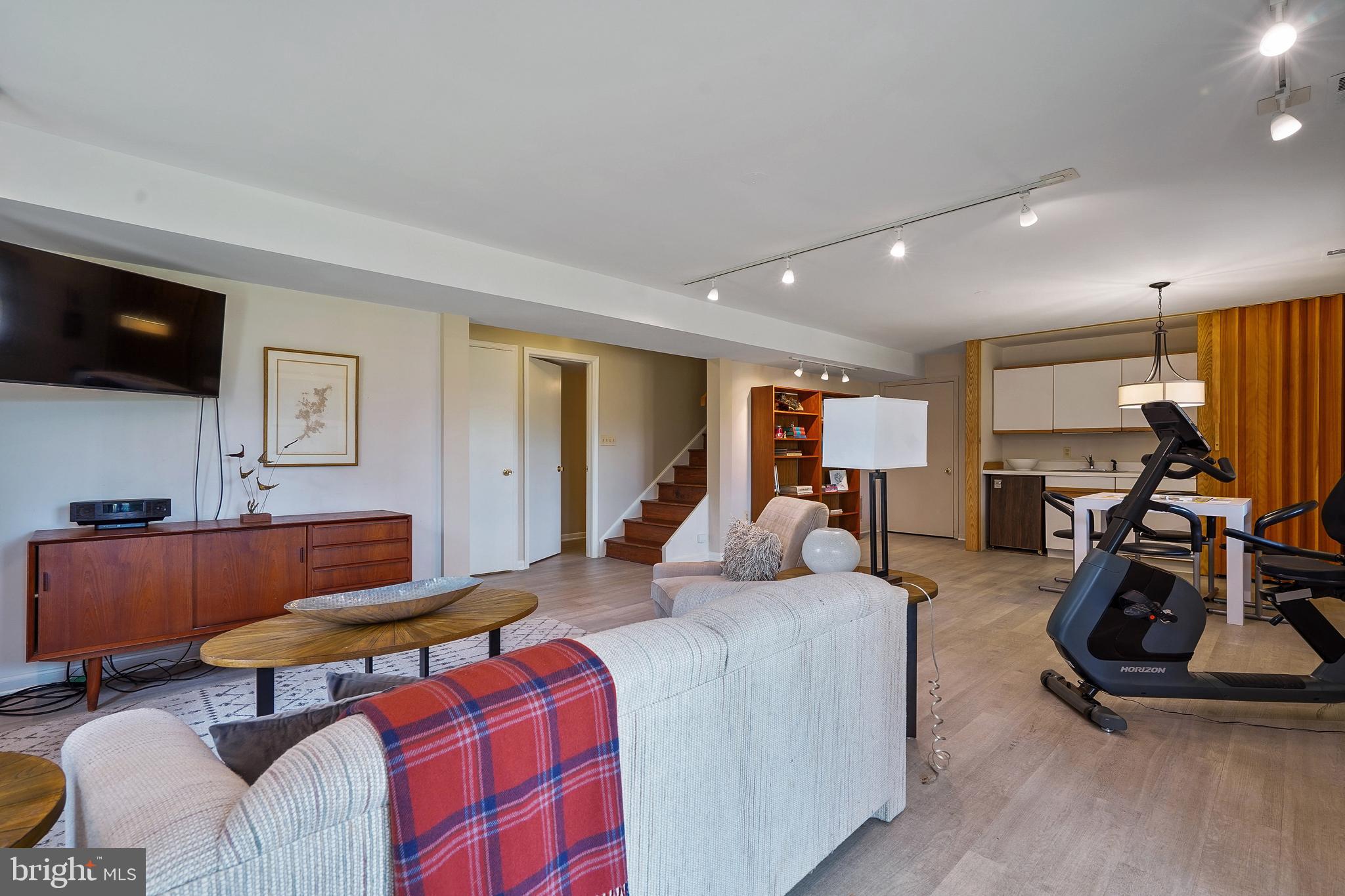 GOSHEN ESTATES - Residential