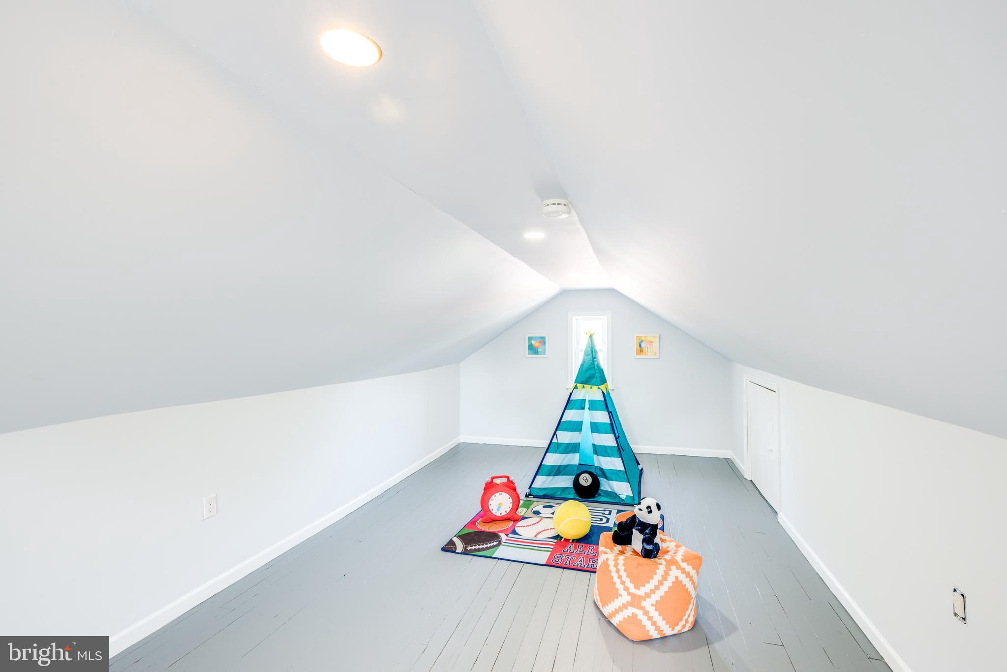 MOUNT RAINIER - Residential