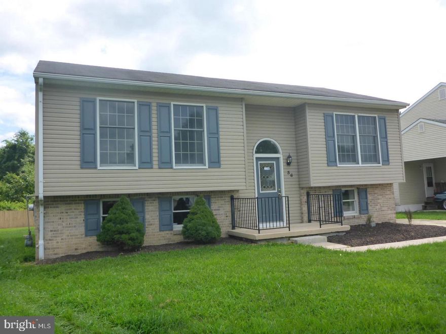 Priced to sell! Don't miss out on this affordable detached home with 2 full baths. Nice rear yard backed to trees with a large back deck. Laundry hookup on both levels. Roof (2017), AC and Heat (2016). Lower level is mostly finished with a walkout to the backyard. Could be used as a 3rd bedroom.