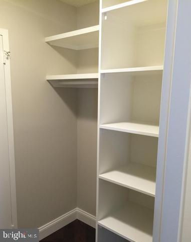 PROMENADE TOWERS - Residential Lease