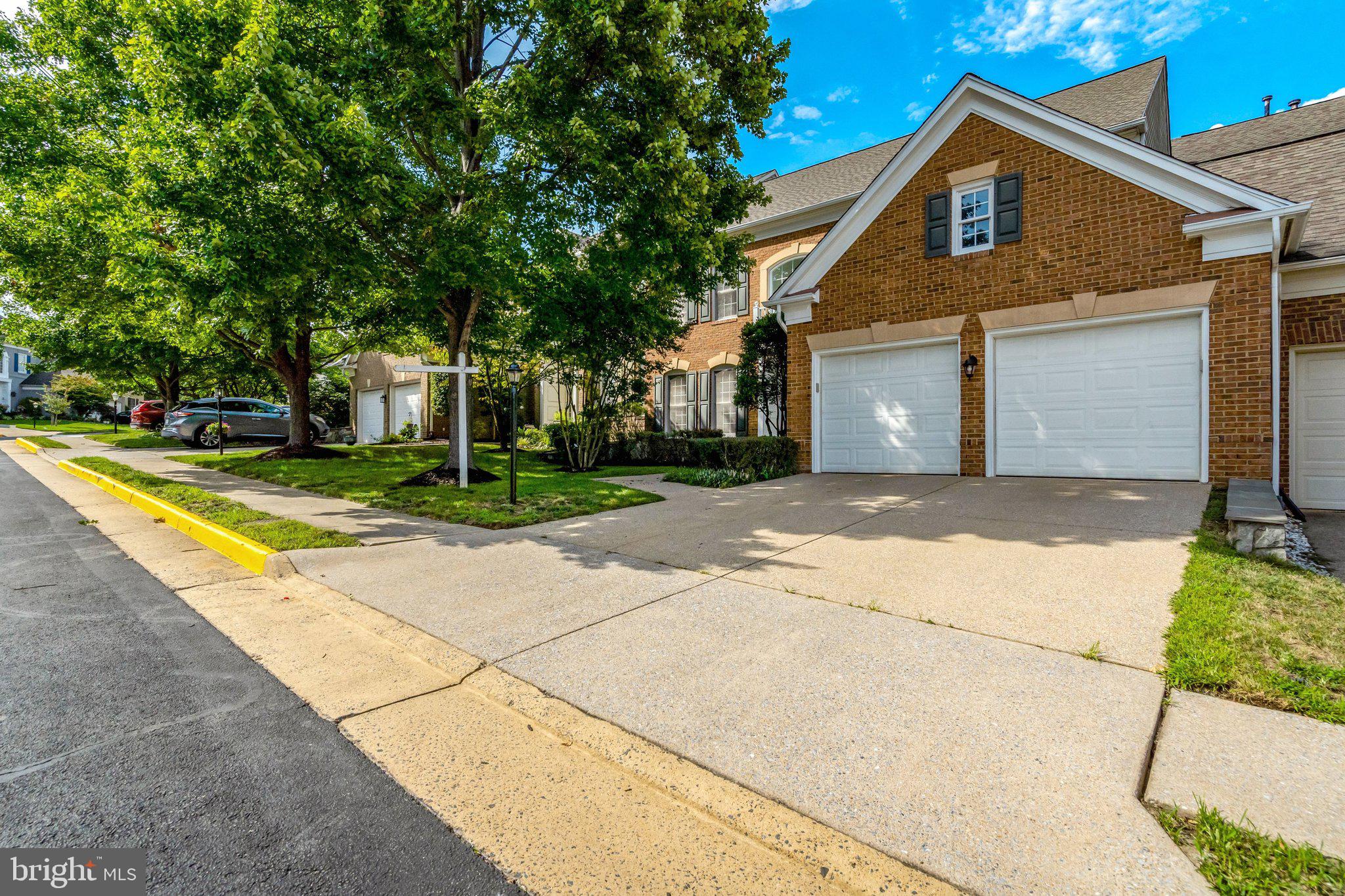 5257 WINTER VIEW DRIVE