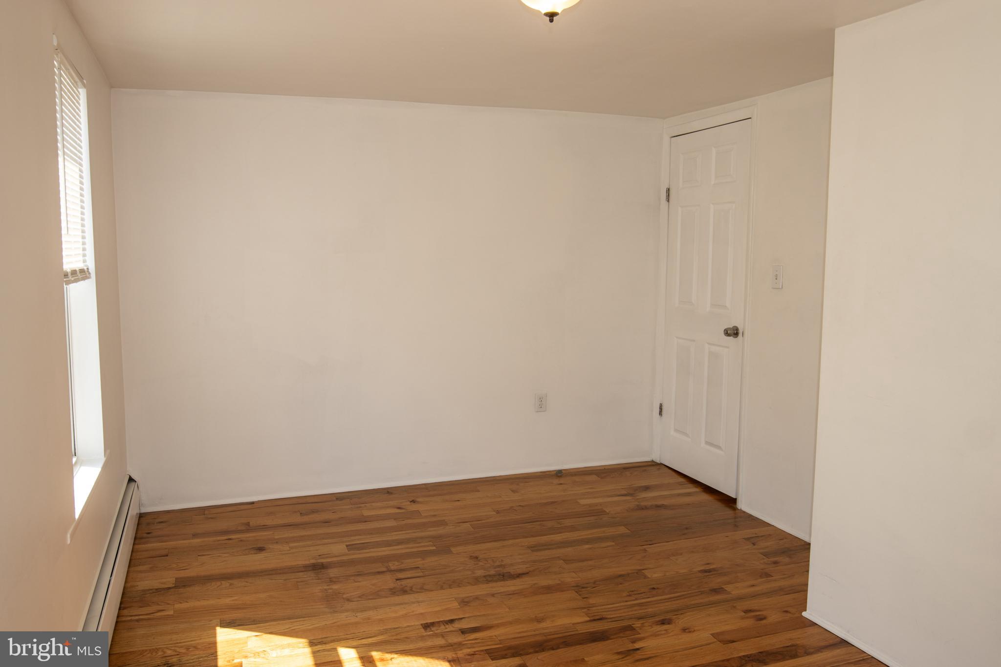 GREENWOOD HILL - Residential Lease