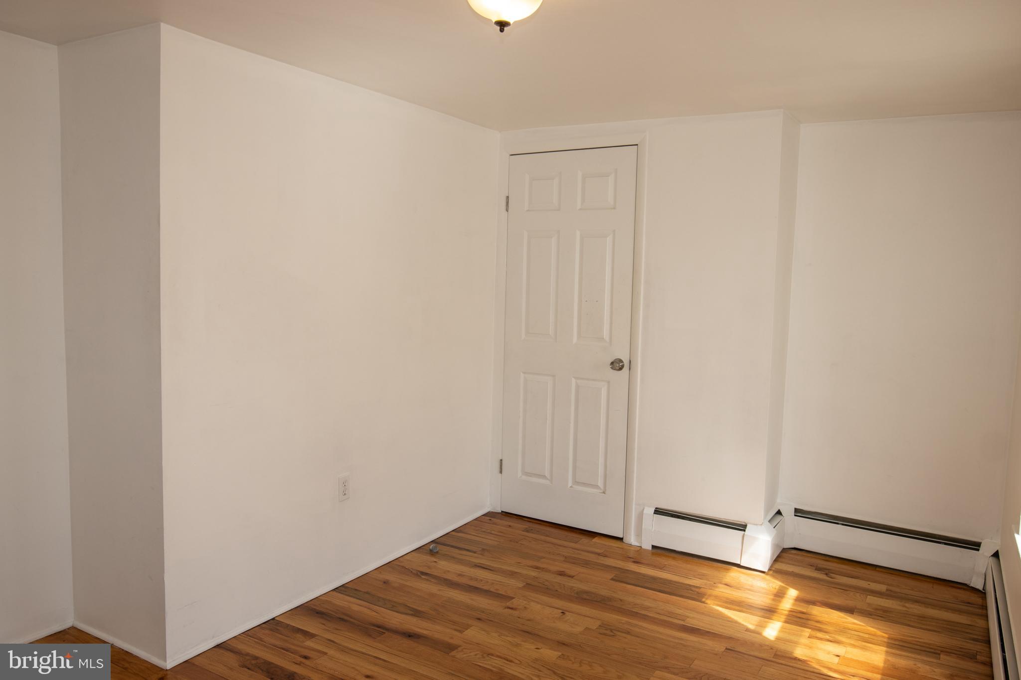 GREENWOOD HILL - Residential Lease