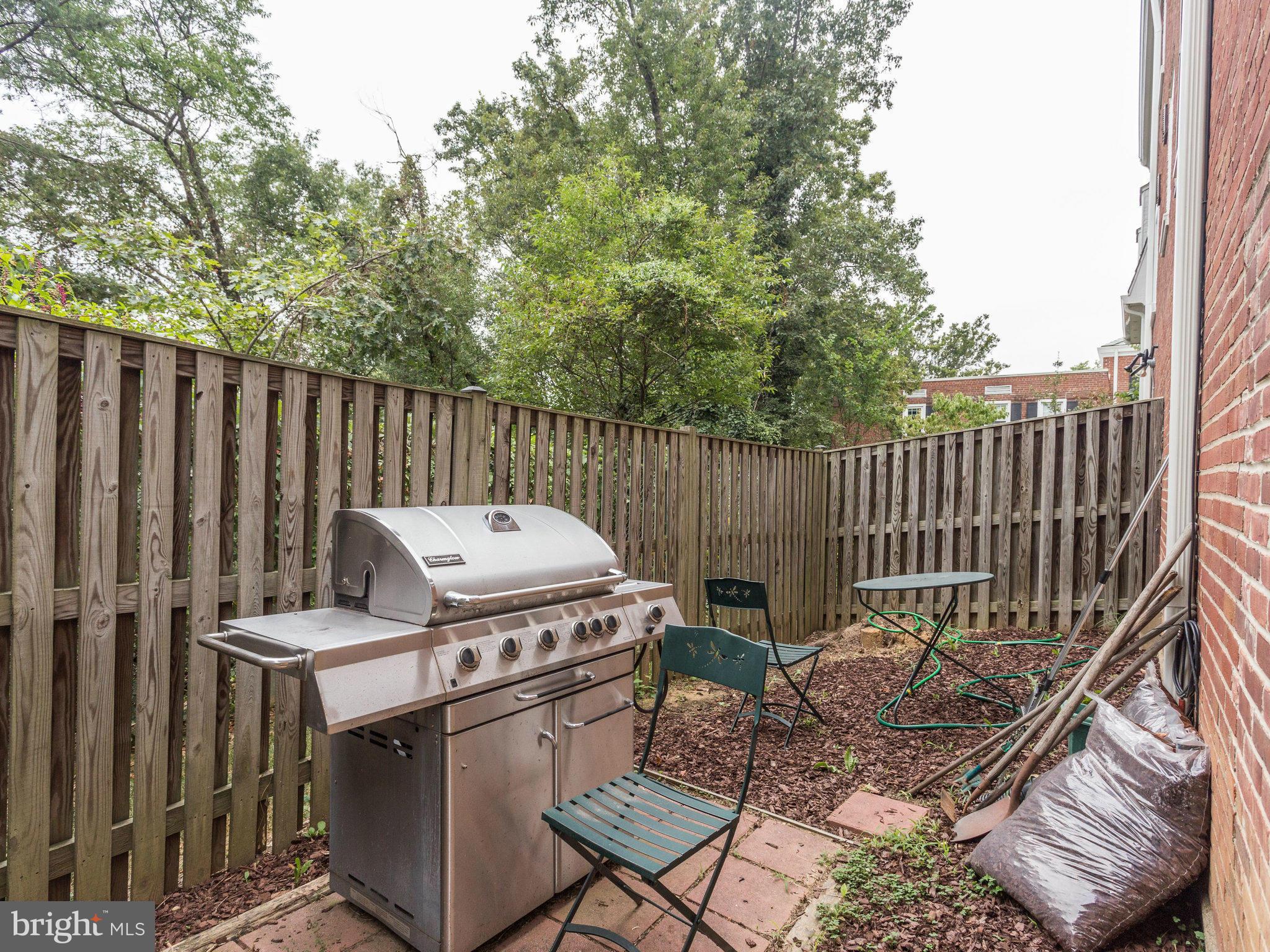 FAIRLINGTON VILLAGES - Residential