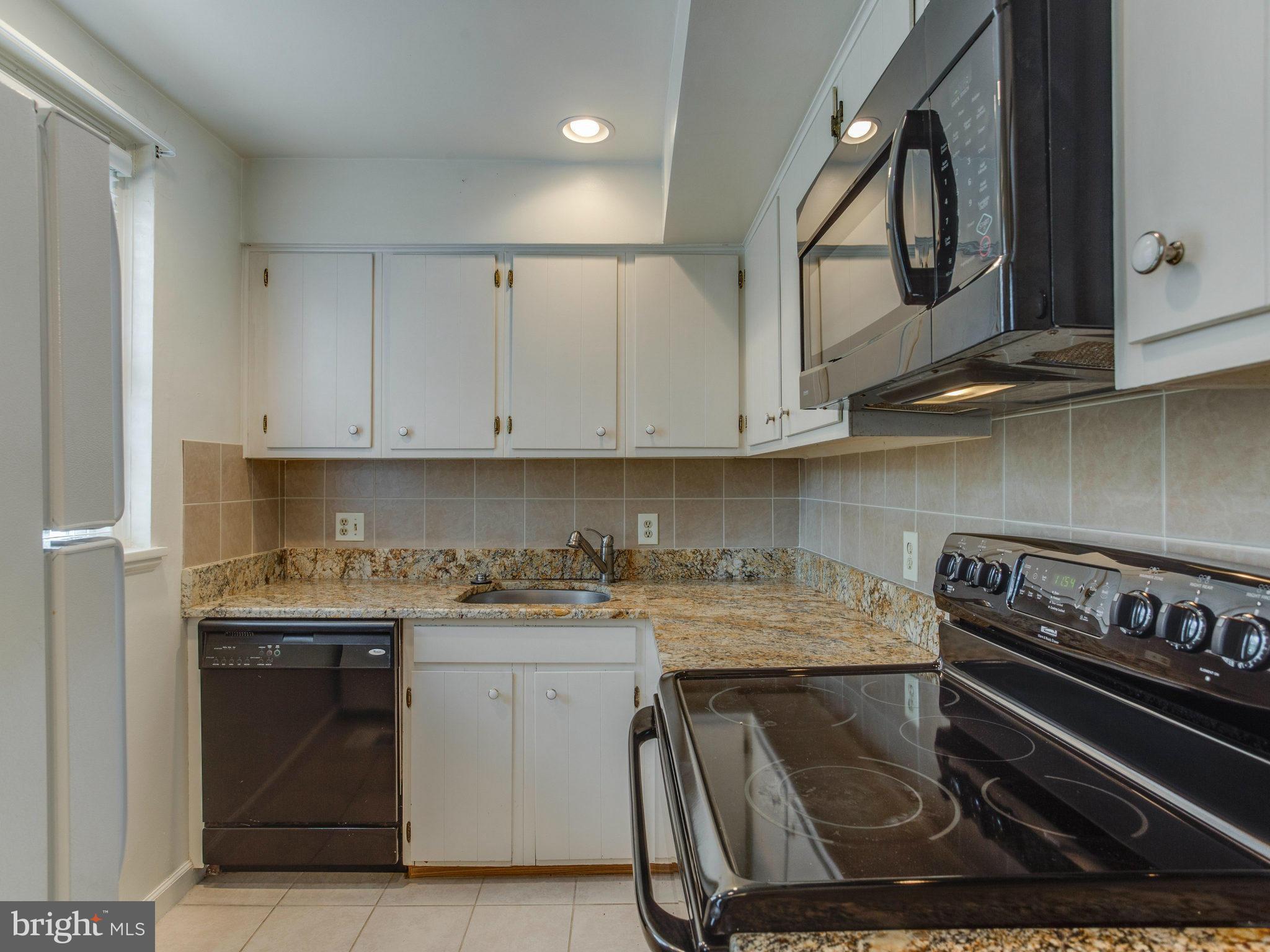 FAIRLINGTON VILLAGES - Residential