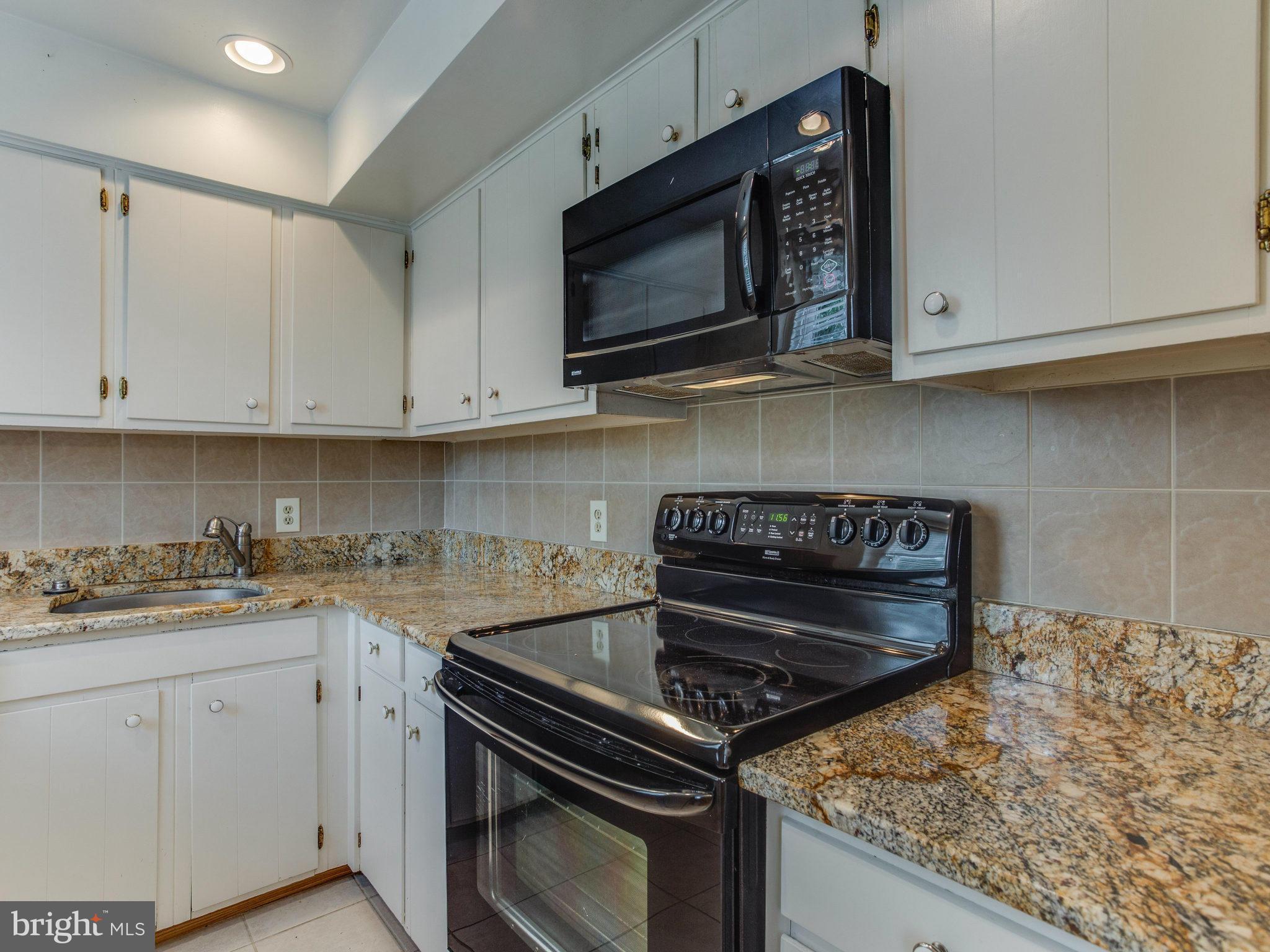 FAIRLINGTON VILLAGES - Residential