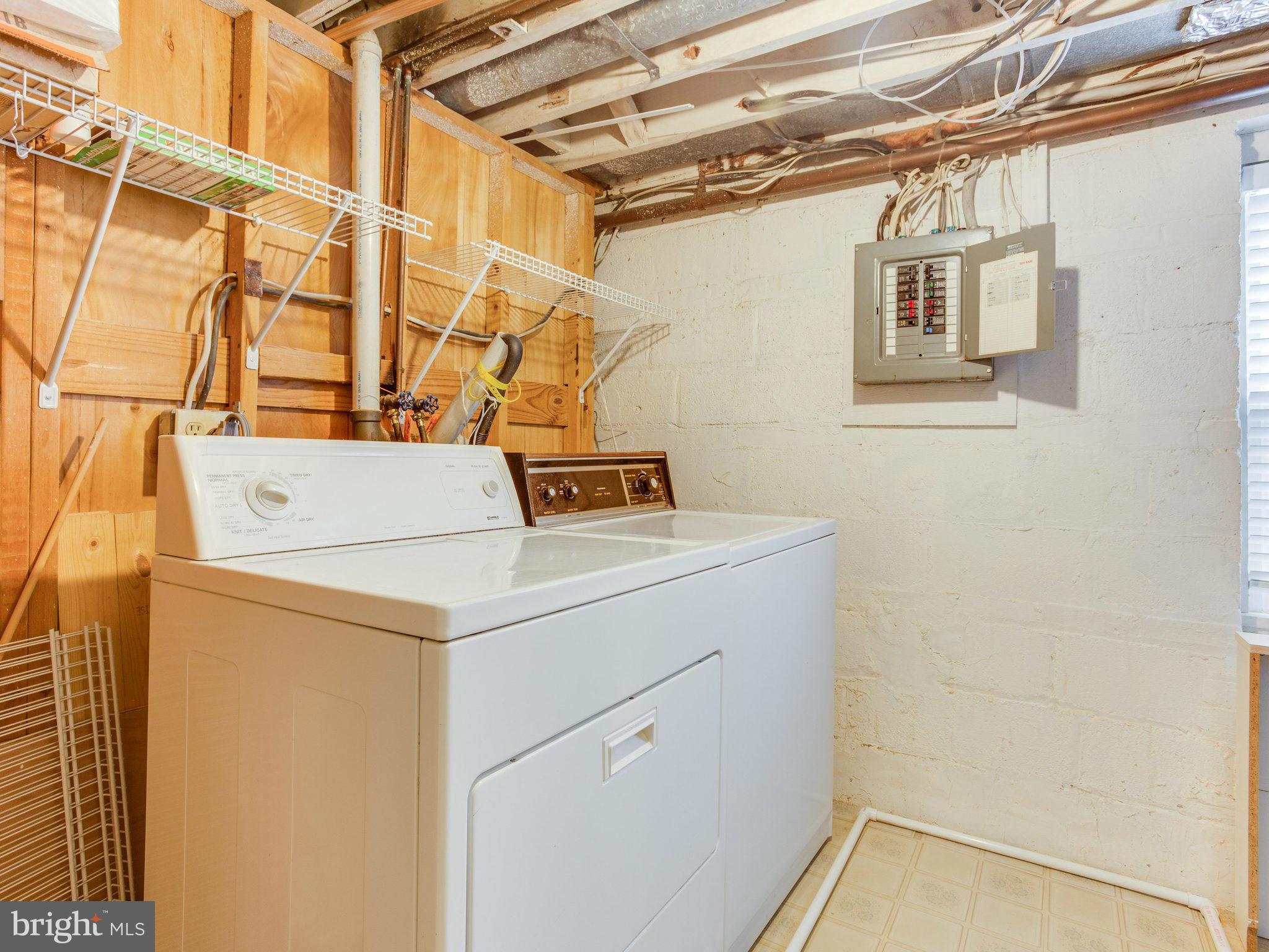 FAIRLINGTON VILLAGES - Residential