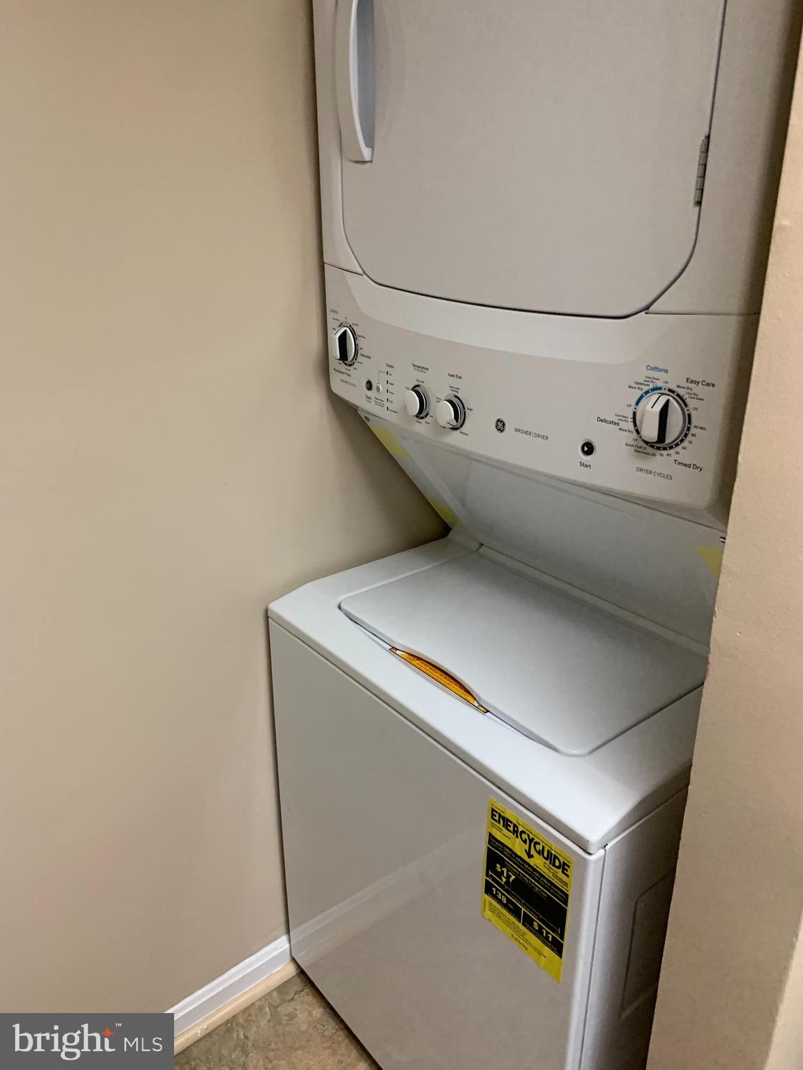 VISTAS AT LAKE ARBOR - Residential