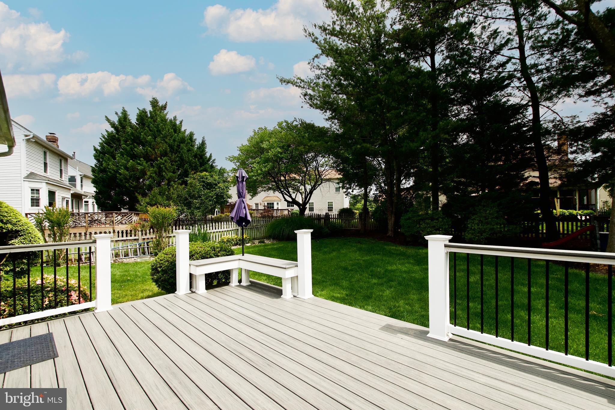 ASHBURN FARM - Residential Lease