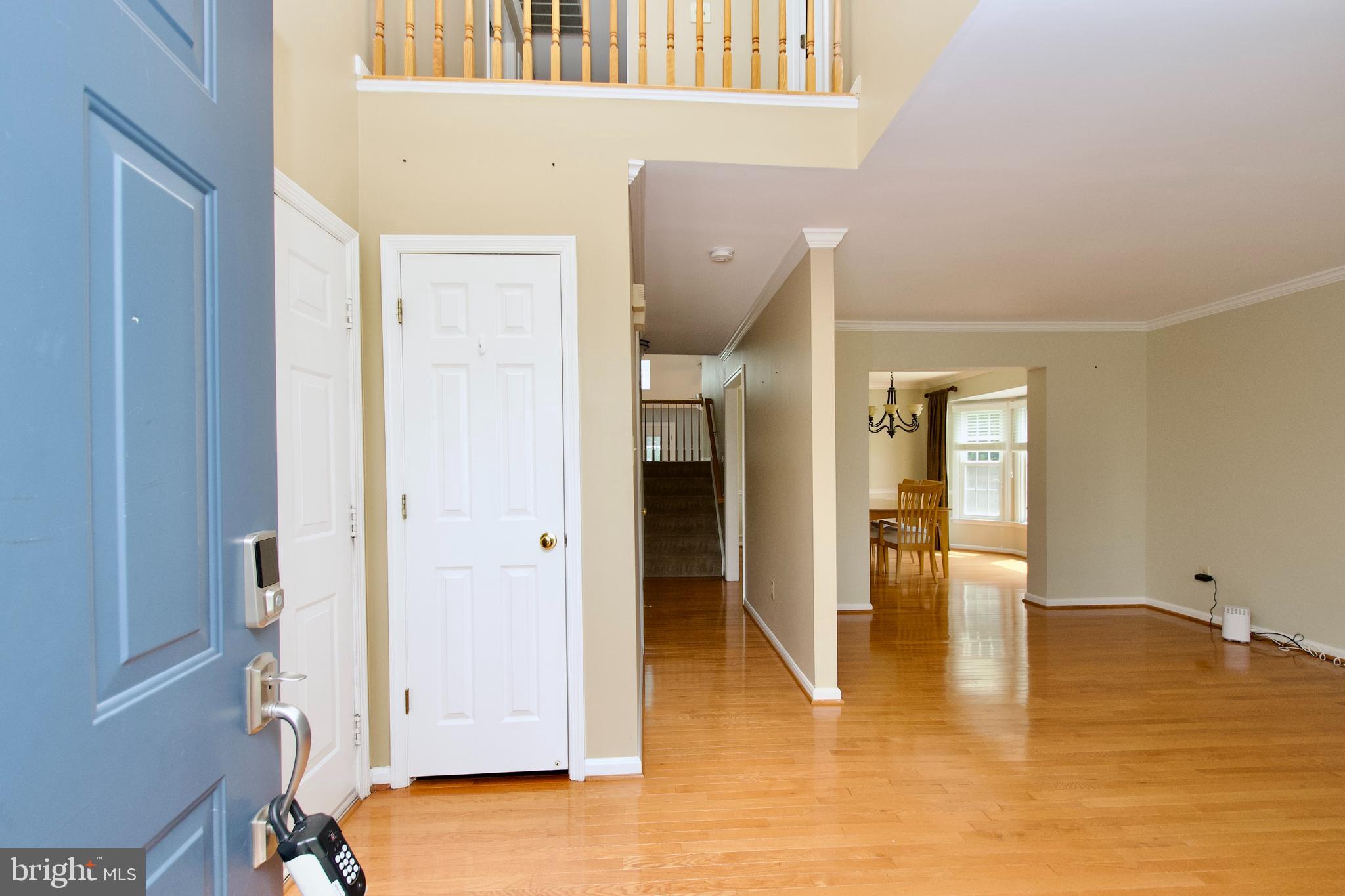 ASHBURN FARM - Residential Lease