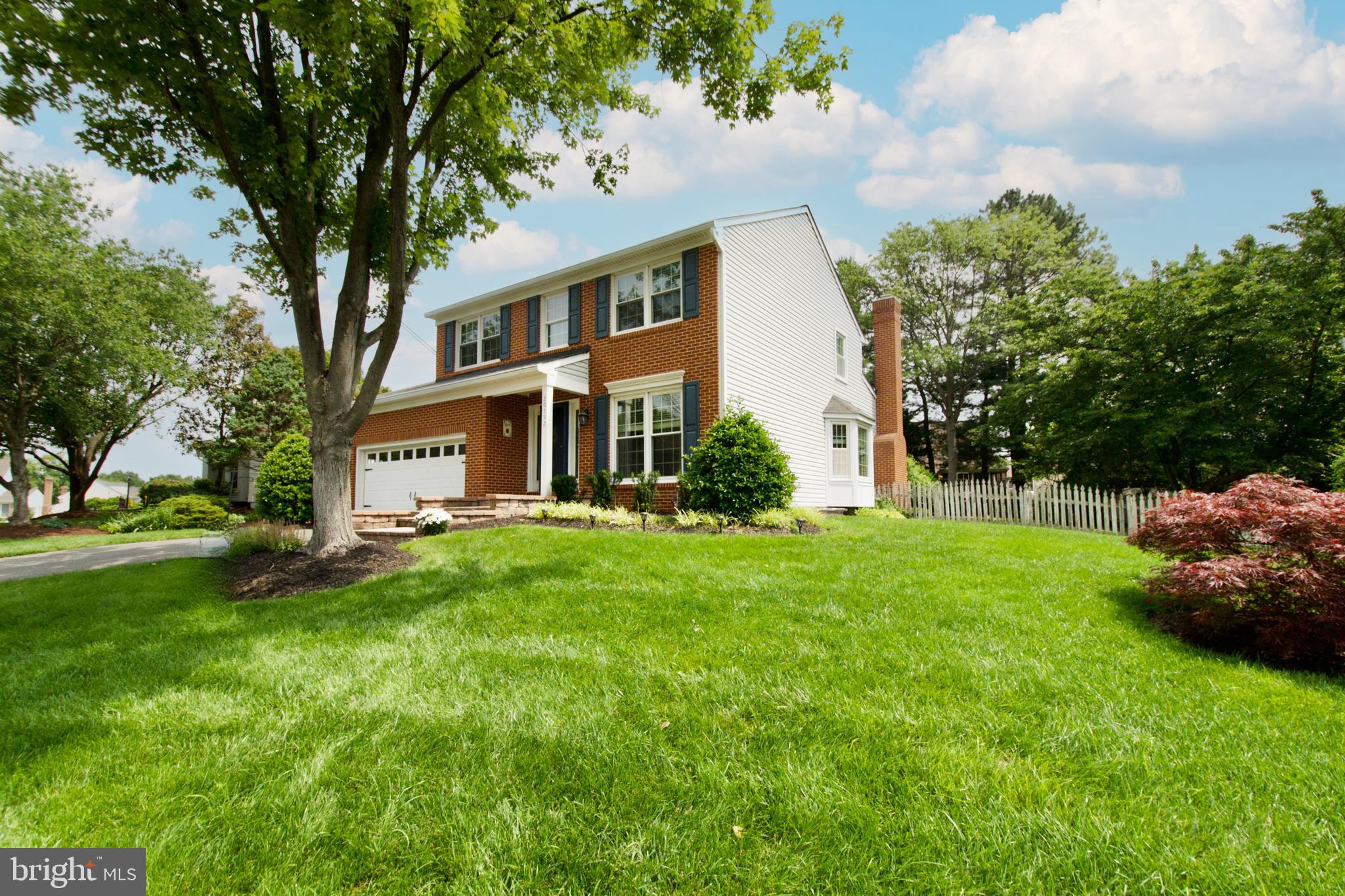 ASHBURN FARM - Residential Lease