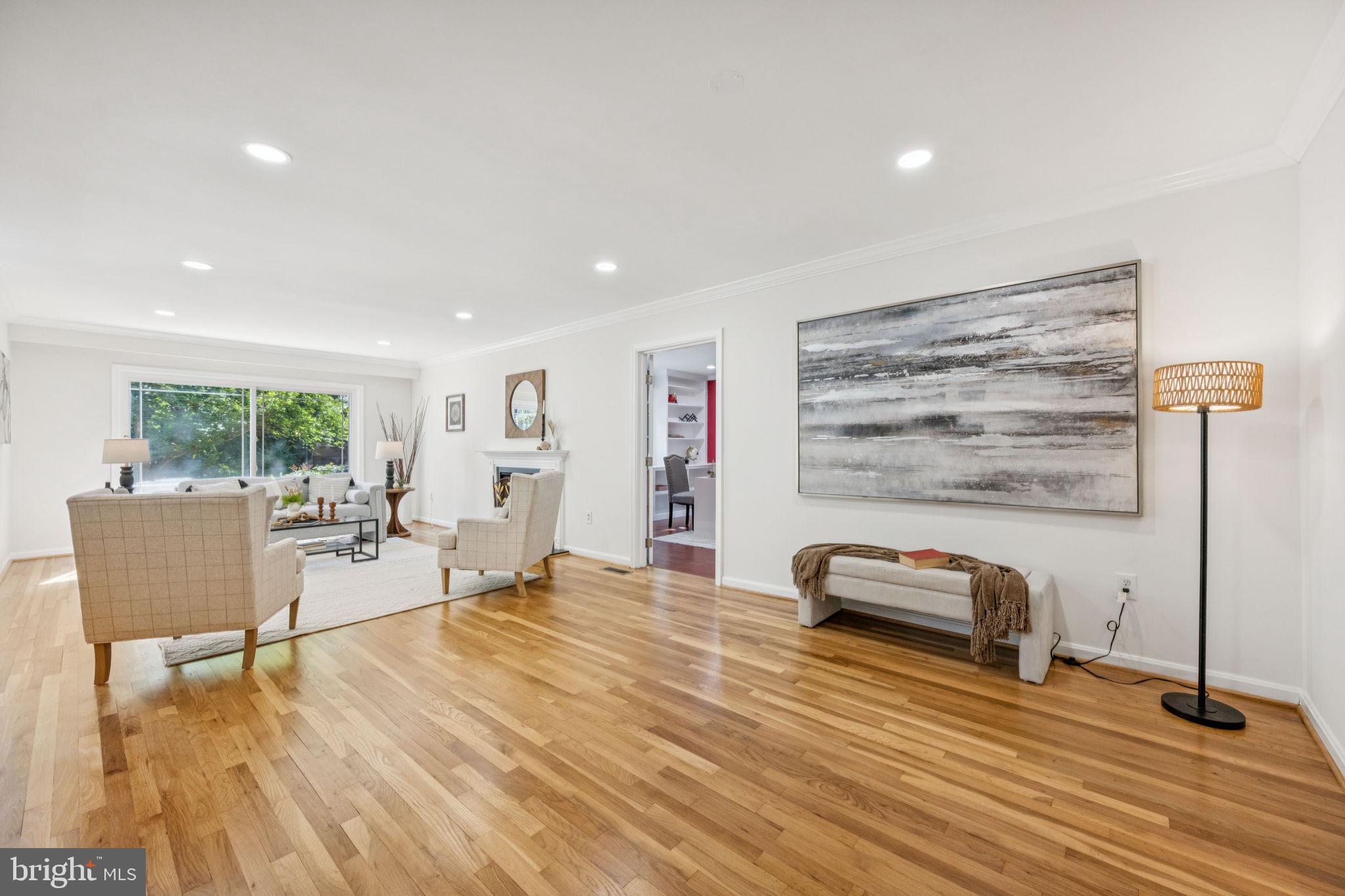 10600 VANTAGE COURT