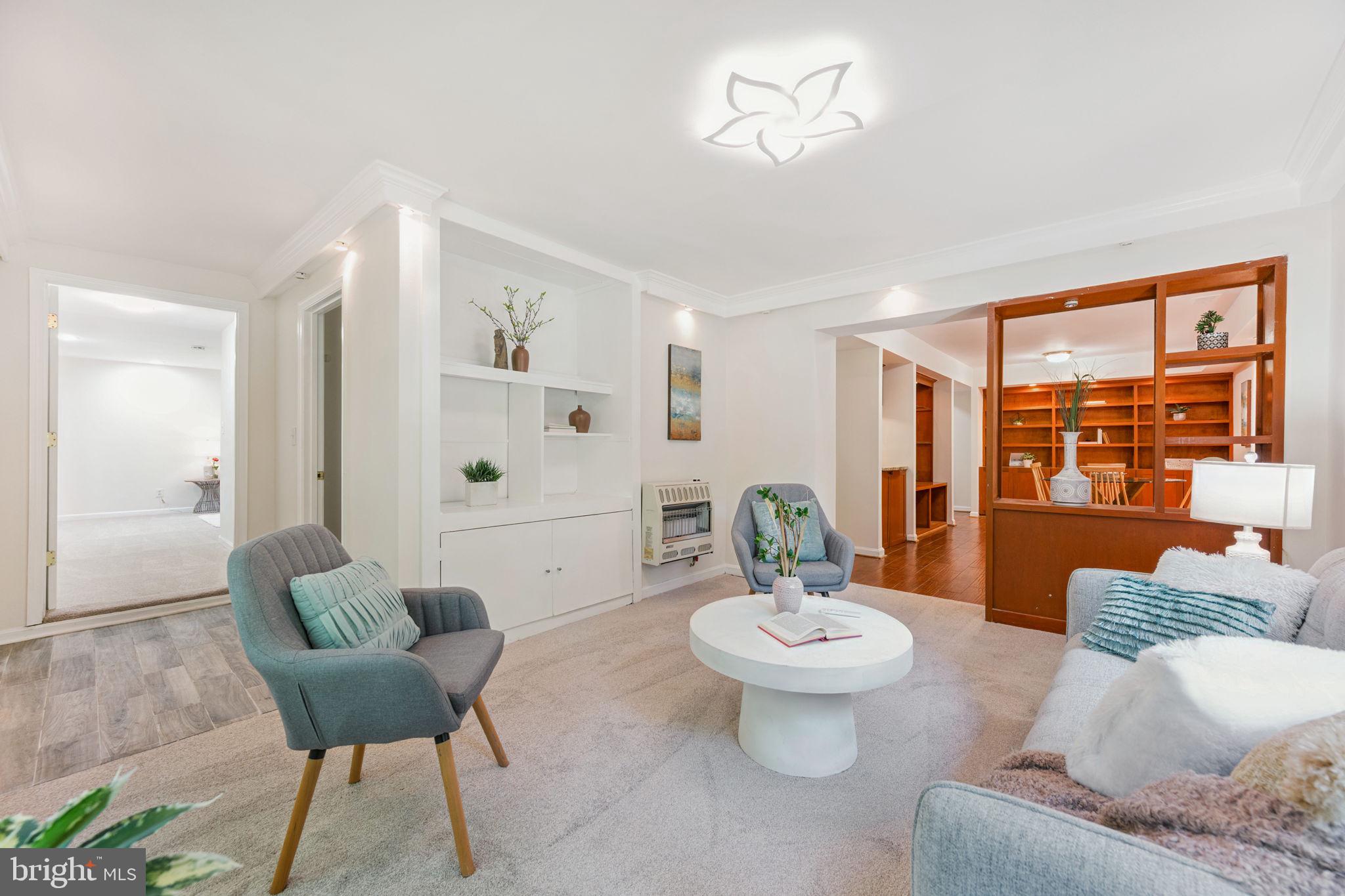 EAST GATE OF POTOMAC - Residential