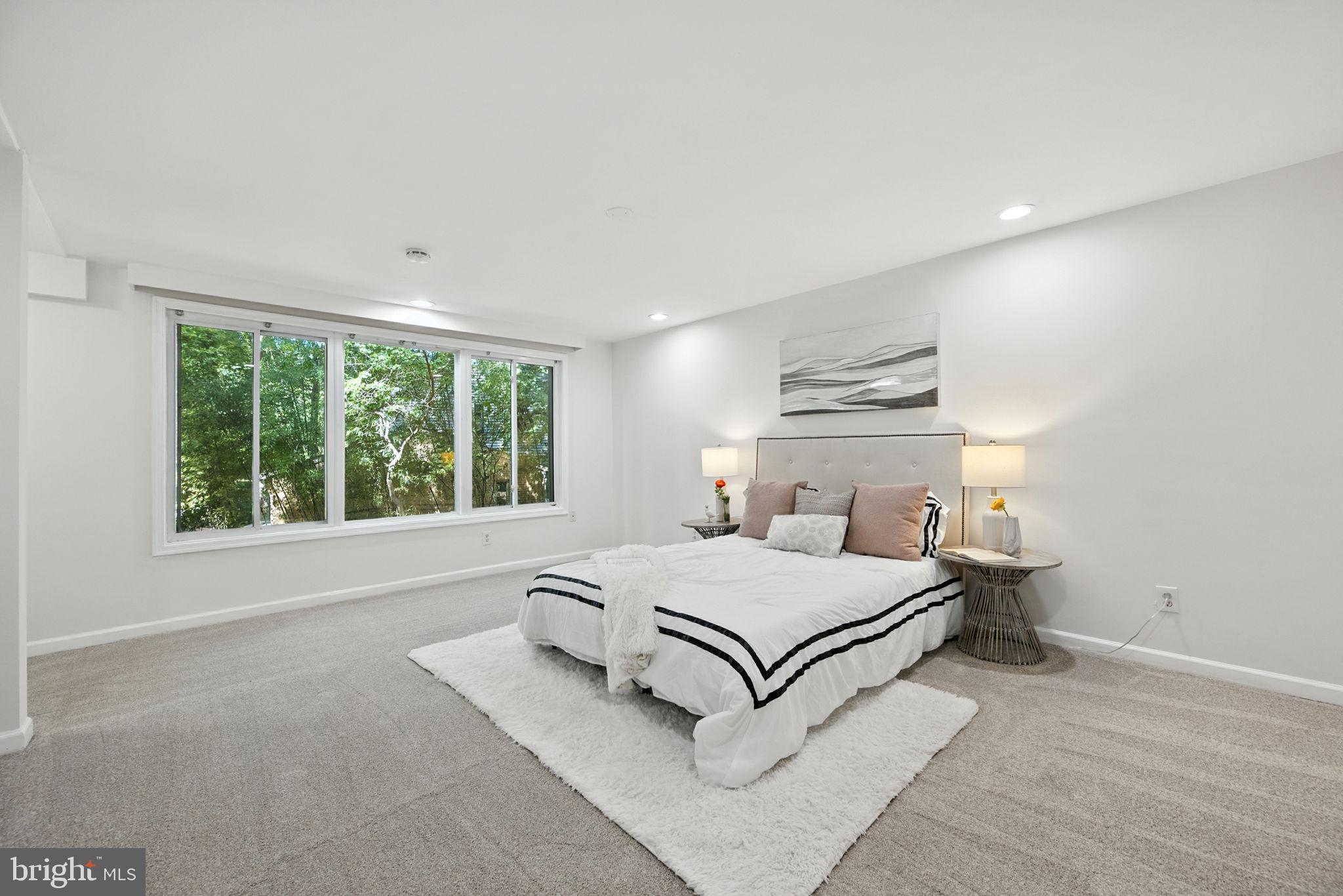 EAST GATE OF POTOMAC - Residential