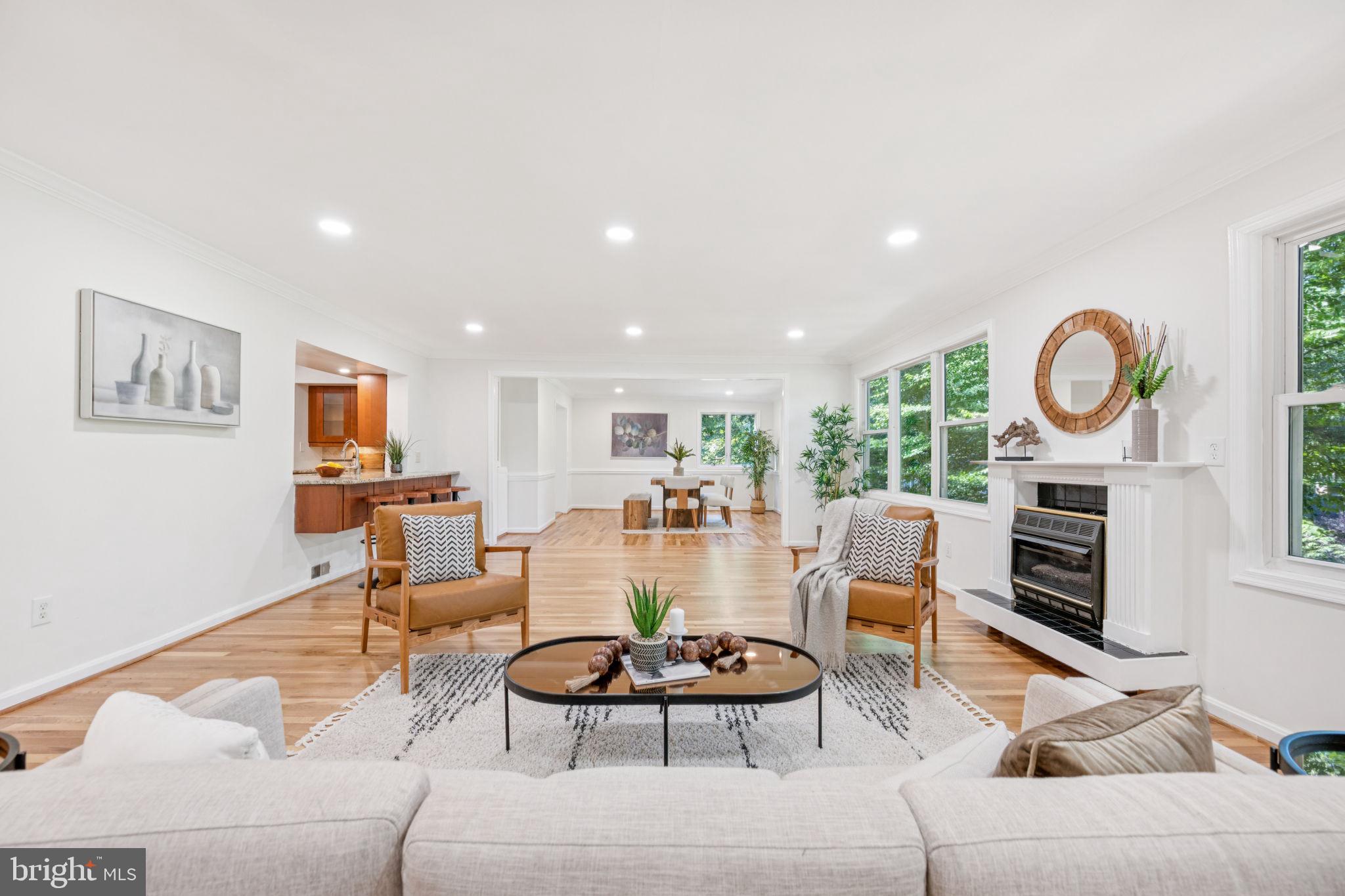 EAST GATE OF POTOMAC - Residential