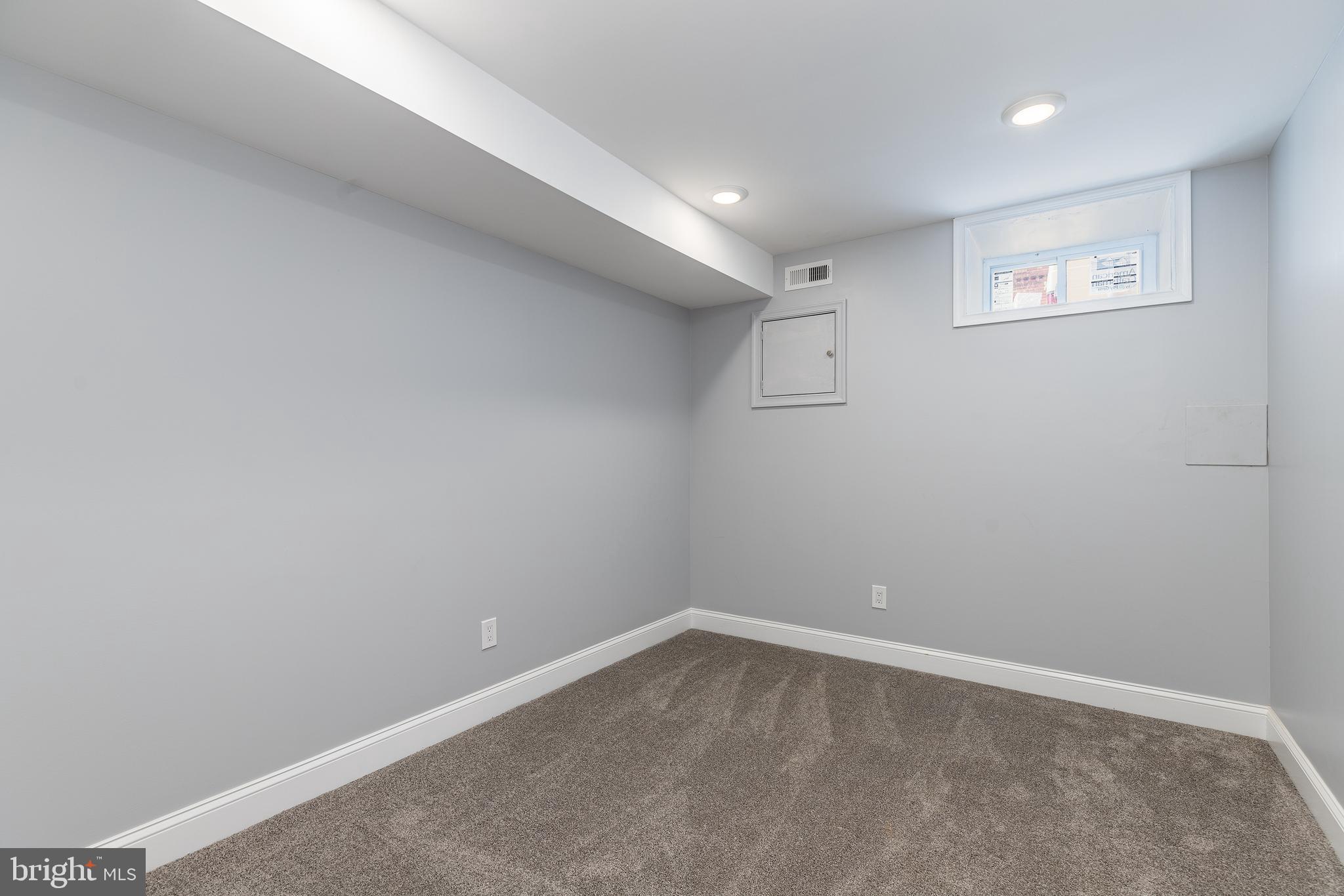 SOUTH BALTIMORE - Residential Lease