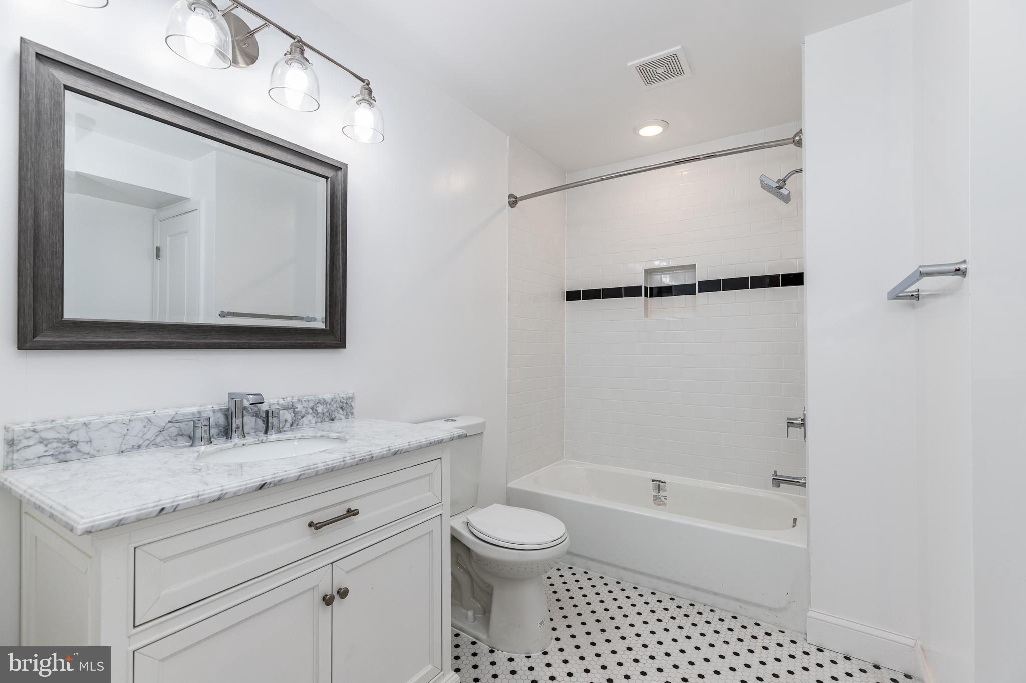 SOUTH BALTIMORE - Residential Lease