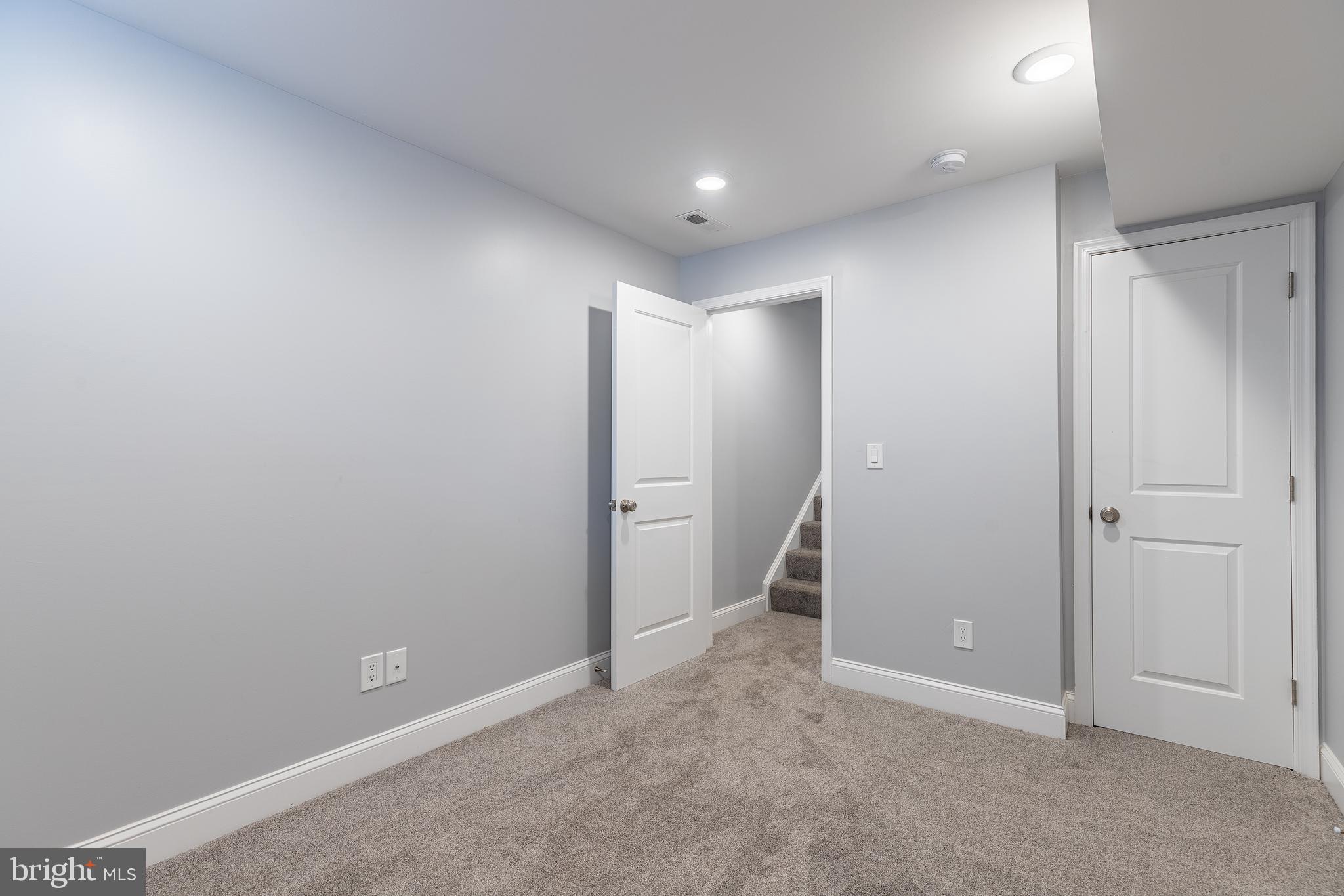 SOUTH BALTIMORE - Residential Lease