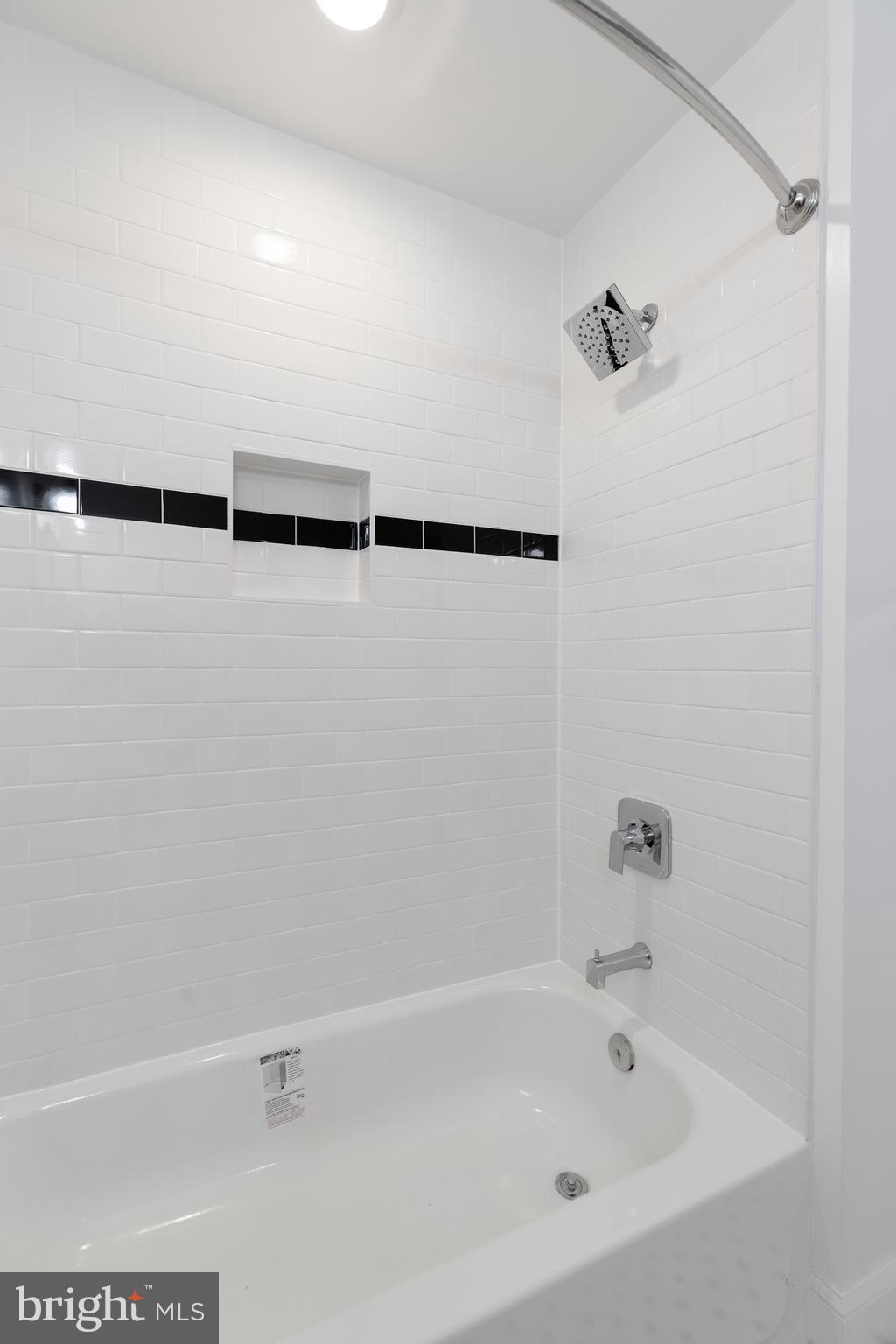 SOUTH BALTIMORE - Residential Lease