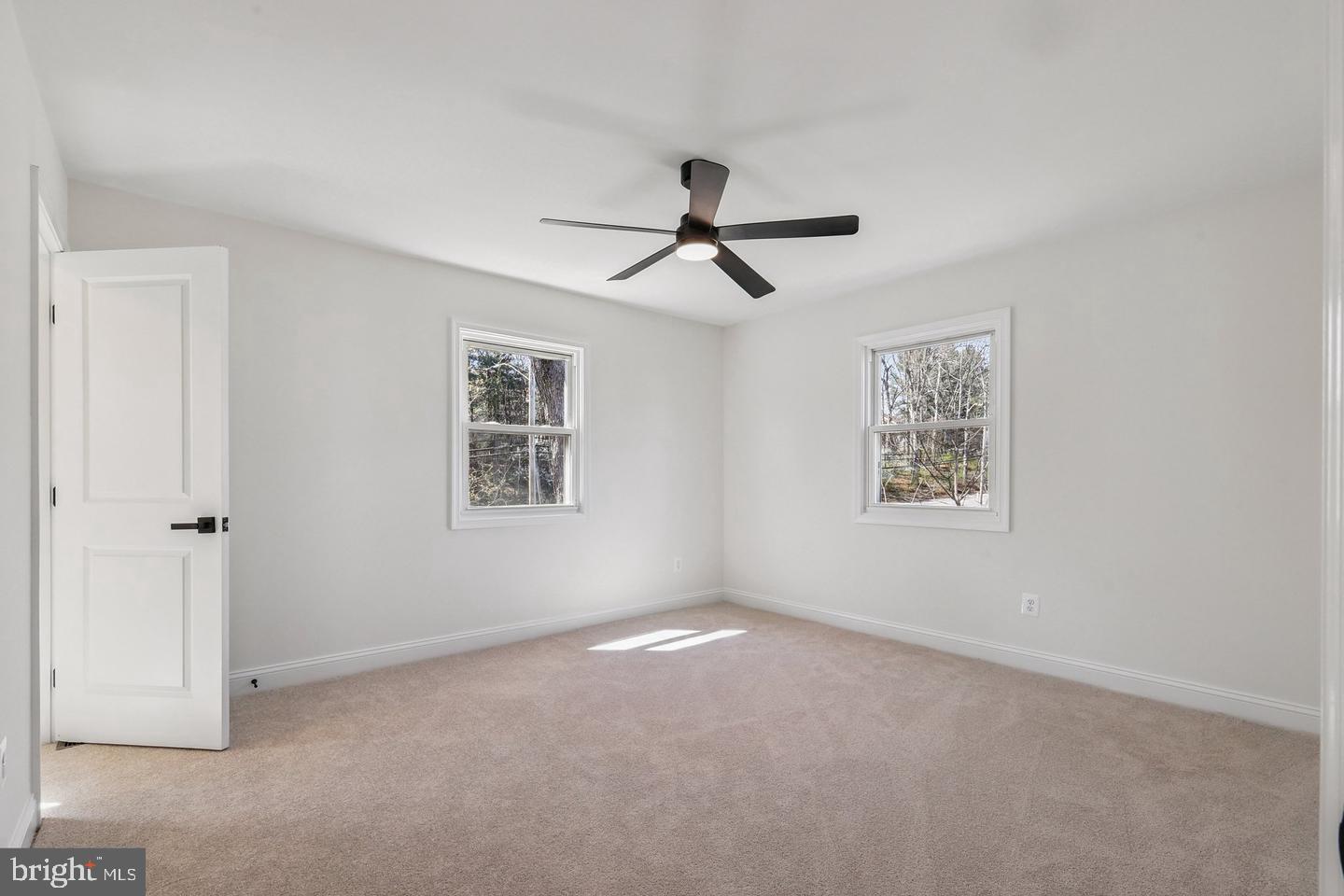 LAKE BRADDOCK - Residential
