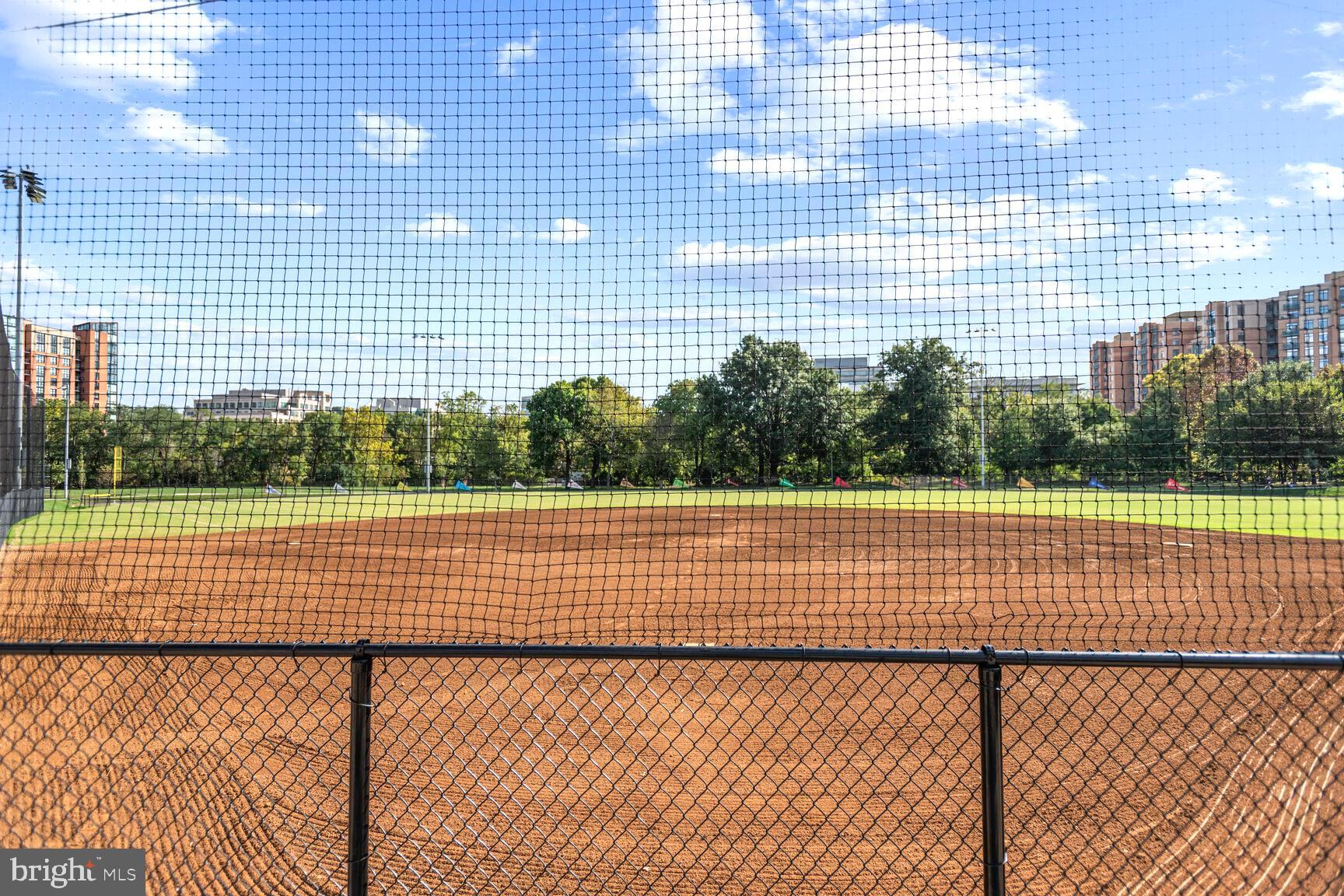 SHIRLINGTON CREST - Residential