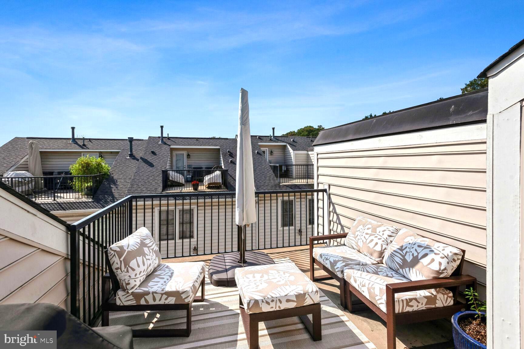 SHIRLINGTON CREST - Residential