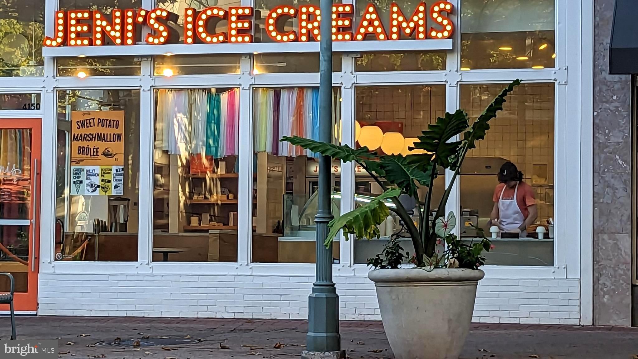 SHIRLINGTON CREST - Residential